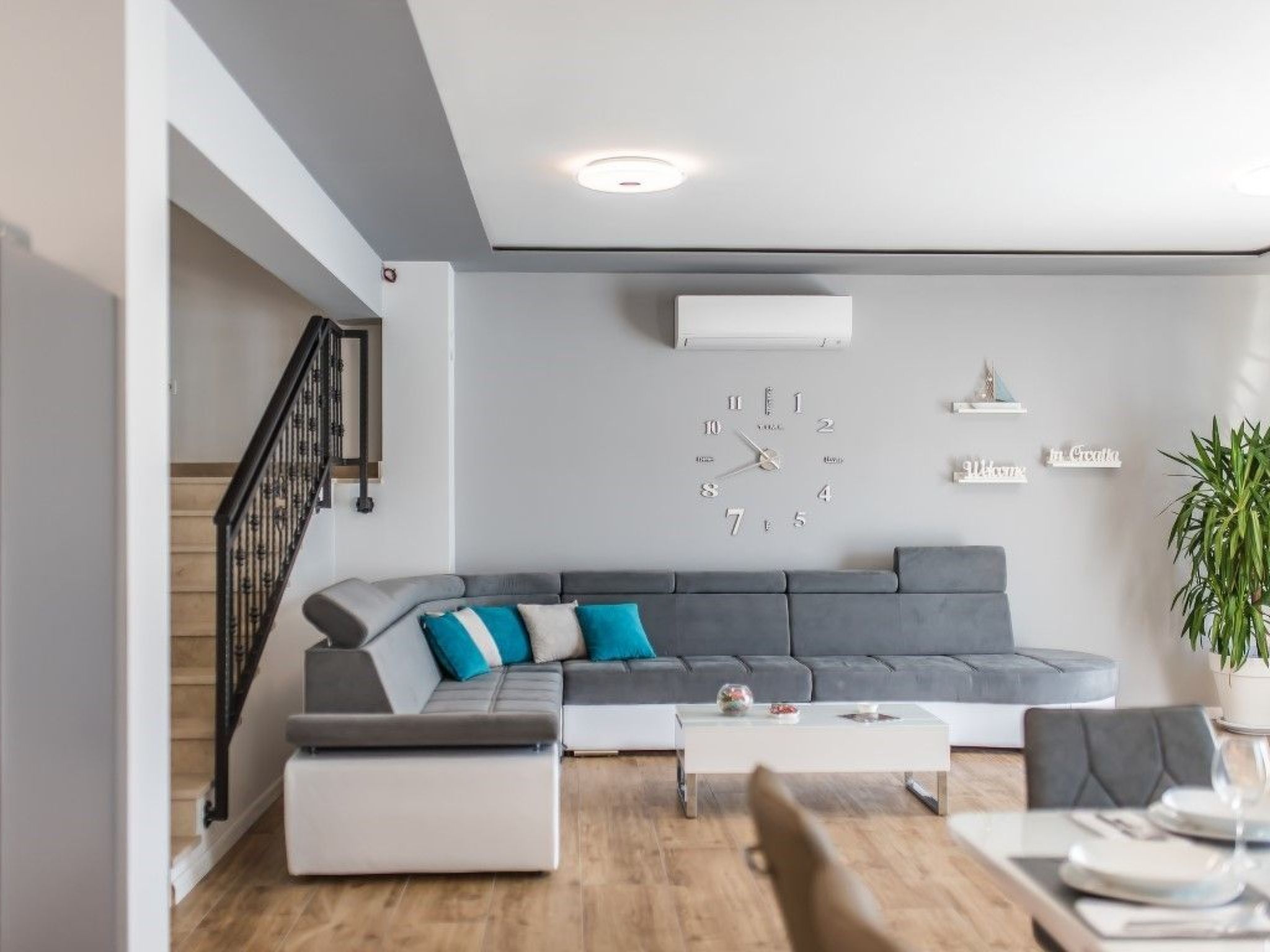 Villa Mandalina mit Pool und herrlichem Meerblick-Binnen