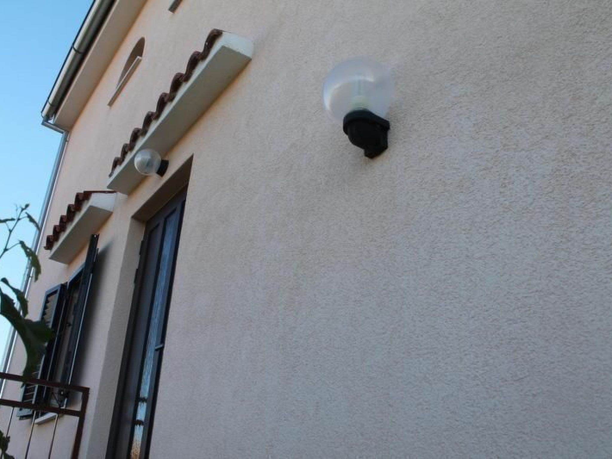 Wohnung Jadrija mit zwei Balkonen in Strandnähe-Binnen