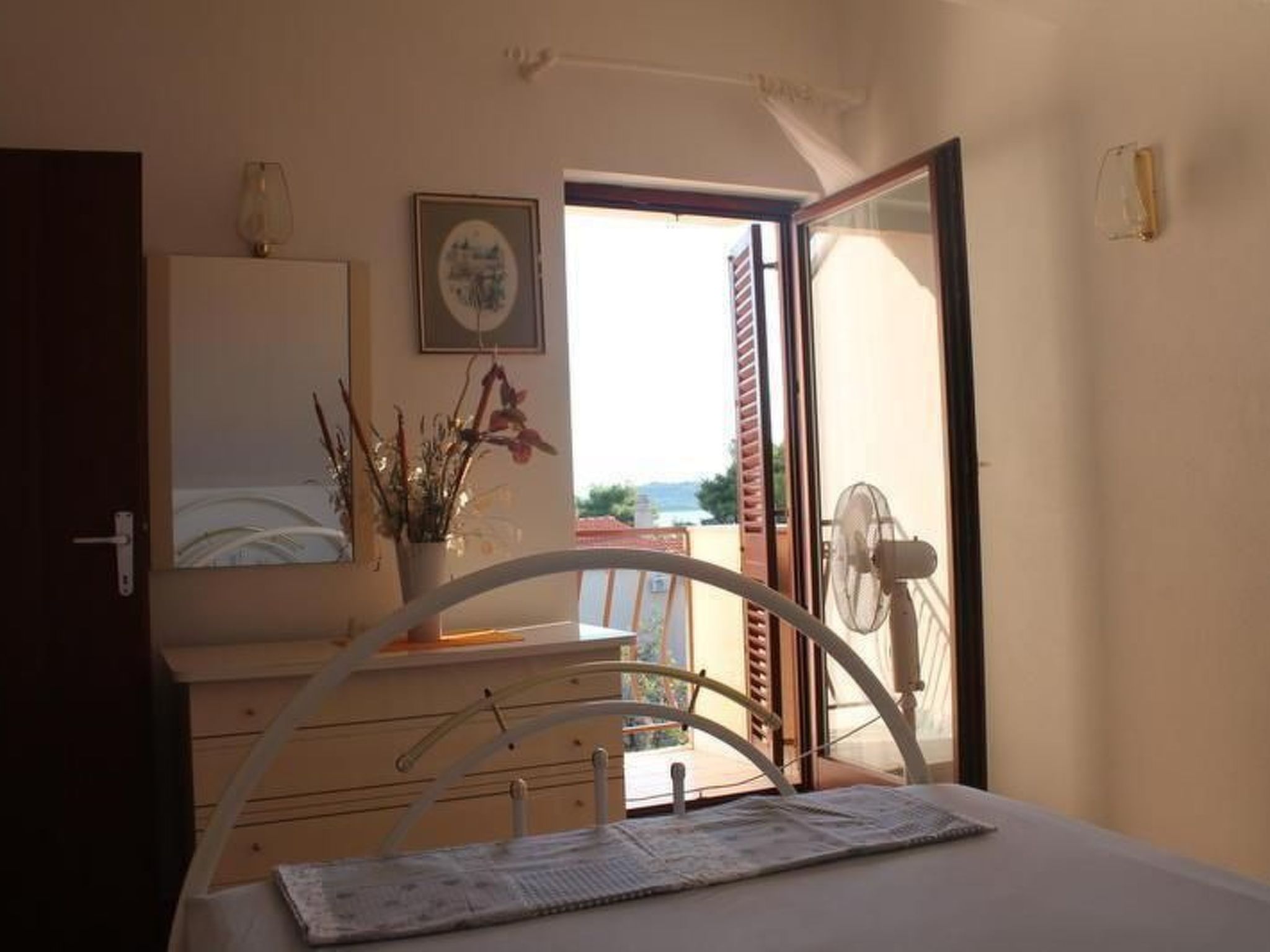 Wohnung Jadrija mit zwei Balkonen in Strandnähe-Binnen