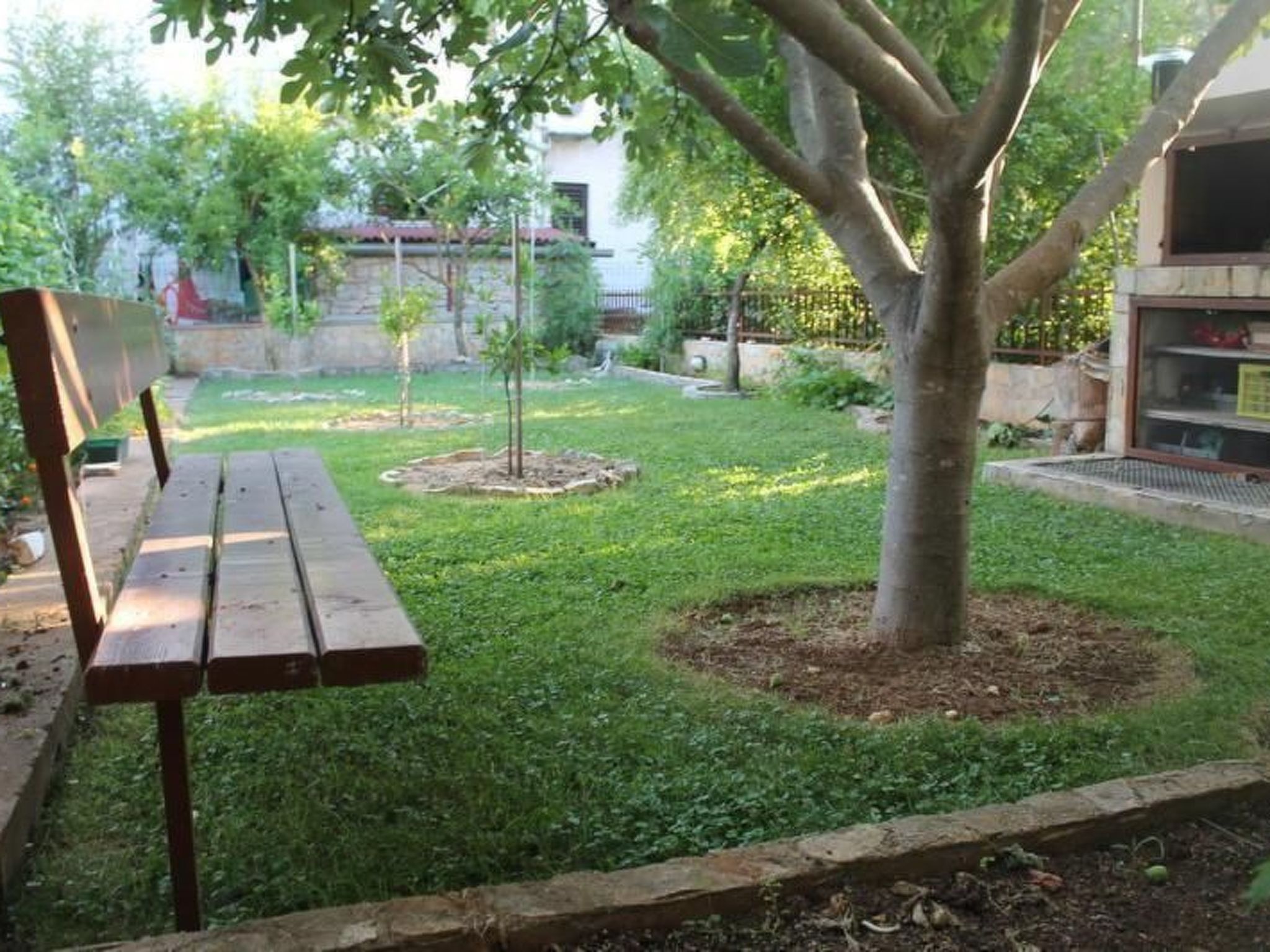 Wohnung Jadrija mit zwei Balkonen in Strandnähe-Binnen