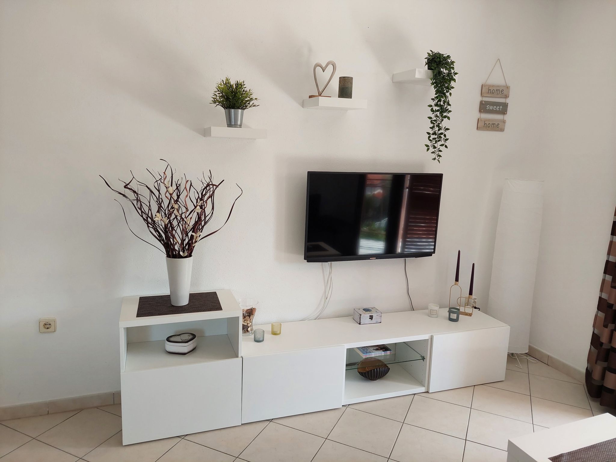 Wohnung Jadrija mit zwei Balkonen in Strandnähe-Binnen