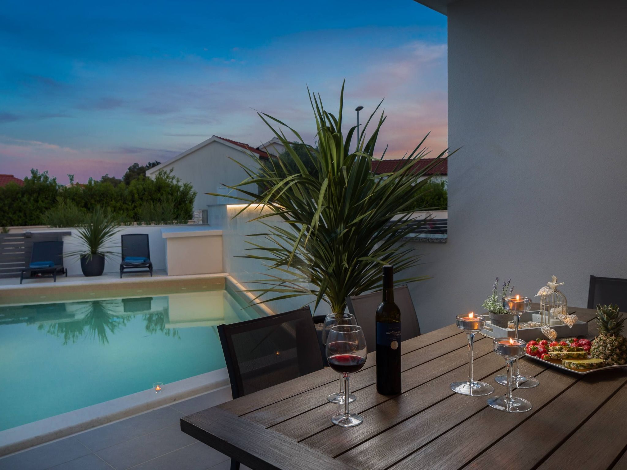 Schöne Villa Sibinium mit Pool in der Nähe des Strandes