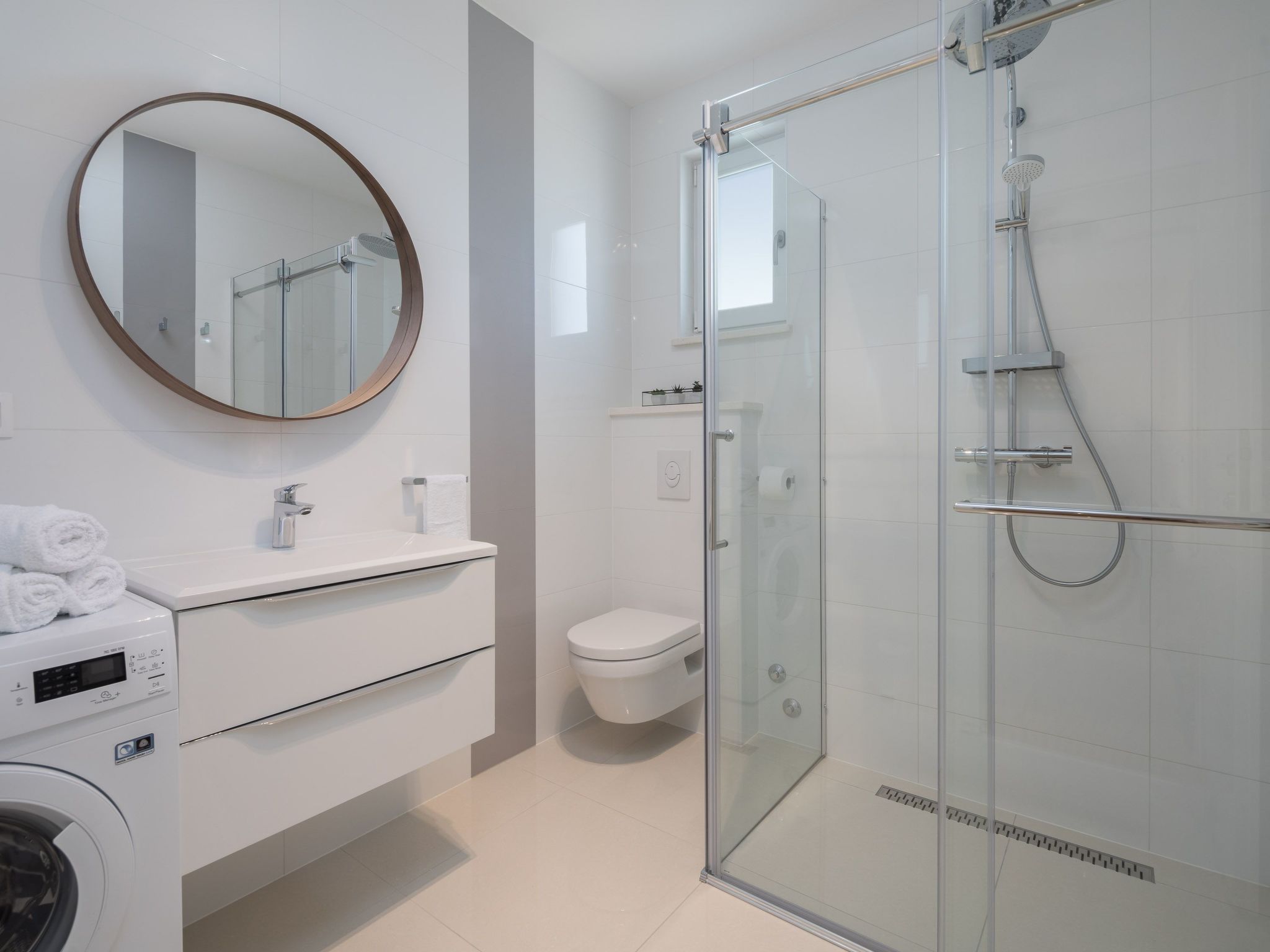 Schöne Villa Sibinium mit Pool in der Nähe des Strandes-Image-tags.info