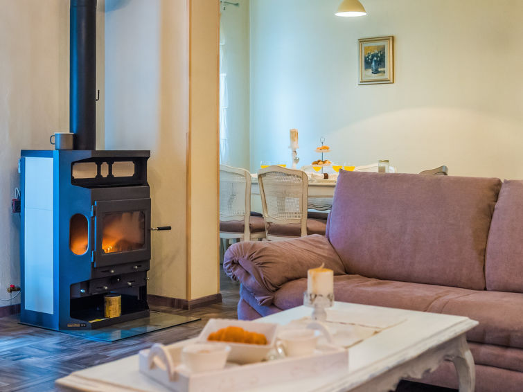 Search and Stay destination Dubrava Kod Šibenika, Šibensko-kninska županija - Croatia from AU$ 279. Nina