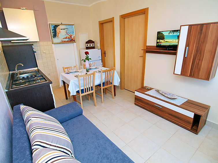 Search and Stay destination Brodarica, Šibensko-kninska županija - Croatia from AU$ 90. Tonka