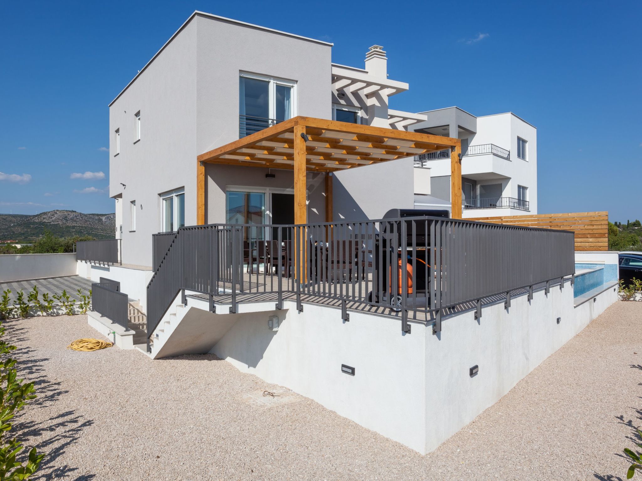 Wunderschöne Ferienvilla Lomari-Drinnen