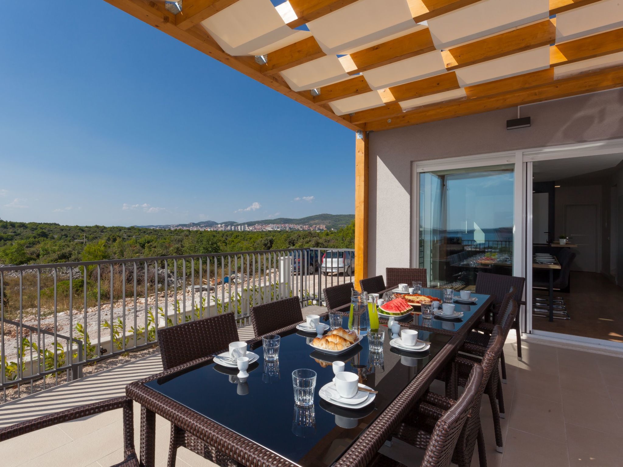 Wunderschöne Ferienvilla Lomari-Drinnen