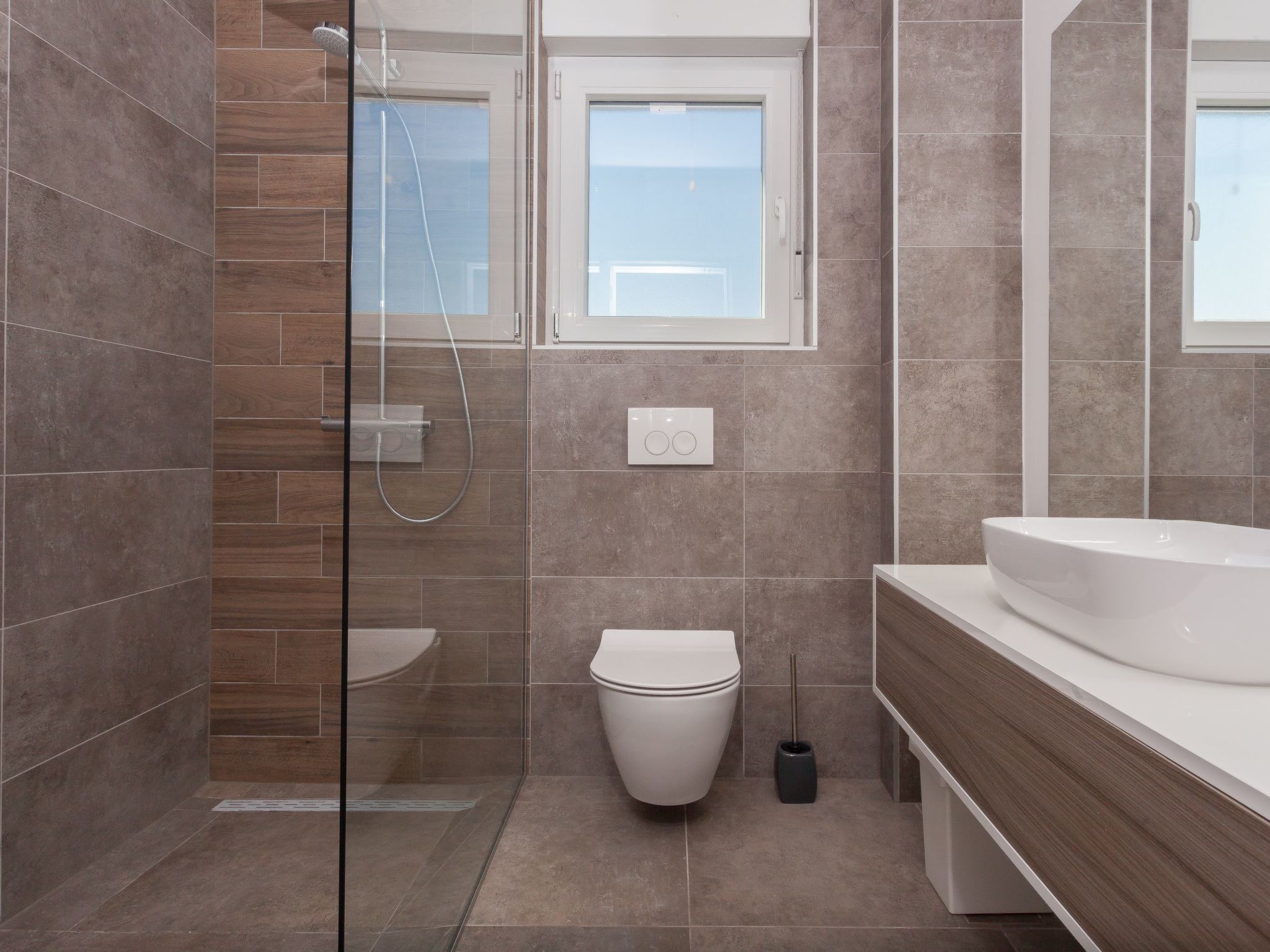 Wunderschöne Ferienvilla Lomari-Drinnen