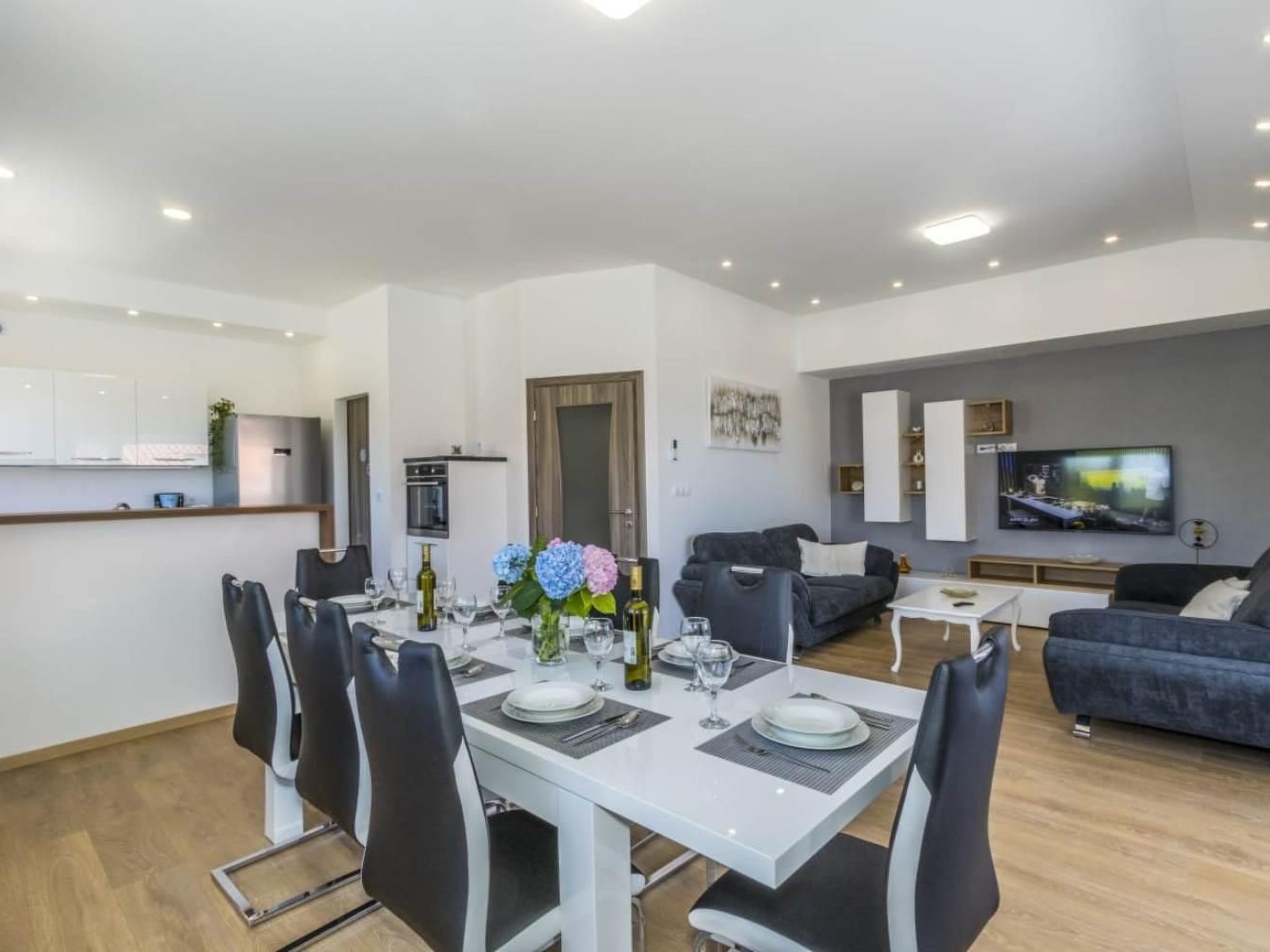 Villa Amaris für 11 Personen und 1 Kind-Drinnen