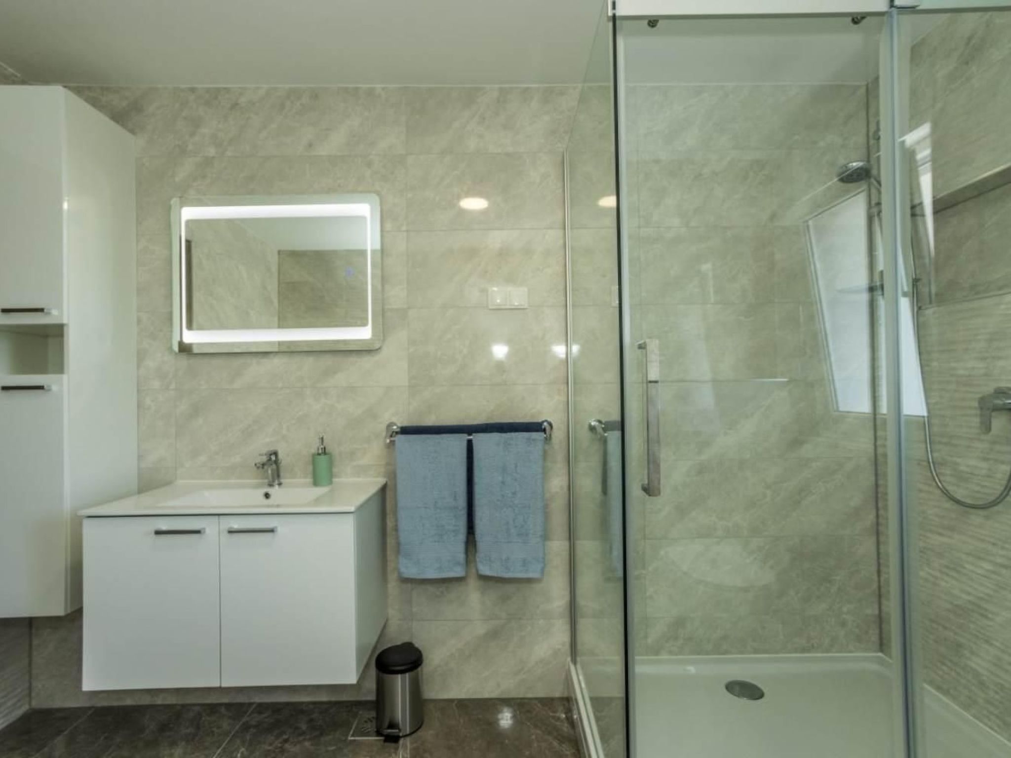 Villa Amaris für 11 Personen und 1 Kind-Drinnen