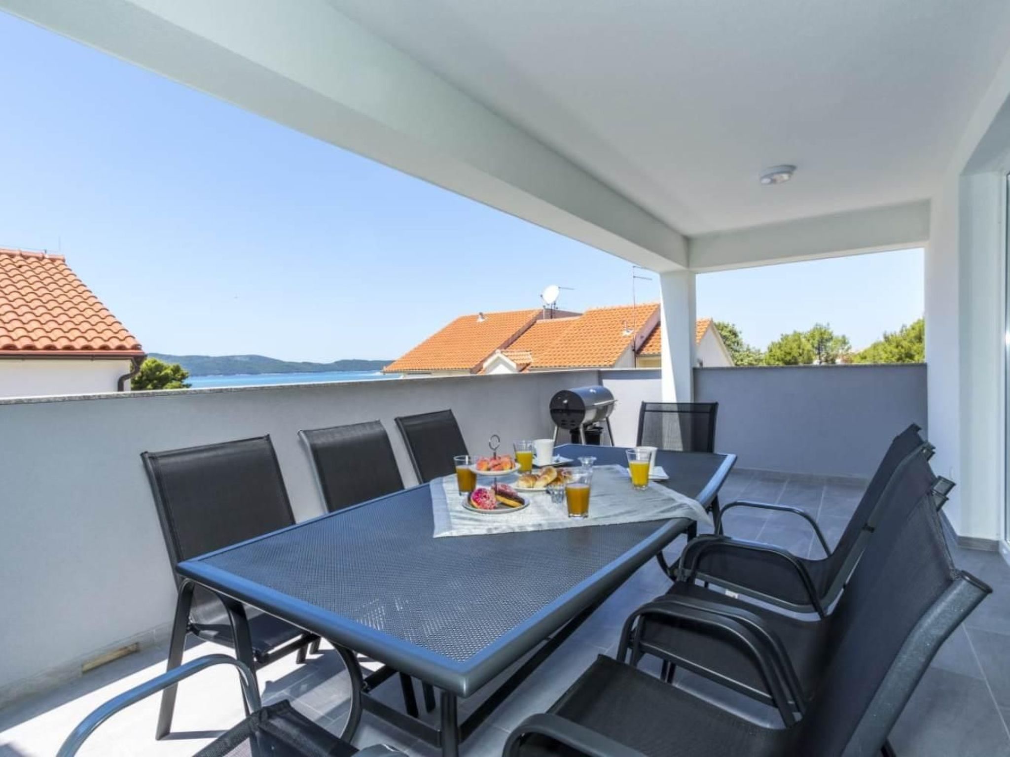 Villa Amaris für 11 Personen und 1 Kind-Drinnen