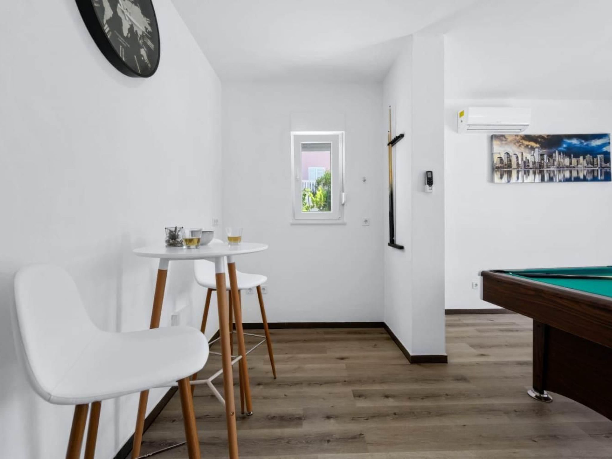 Villa Amaris für 11 Personen und 1 Kind-Drinnen