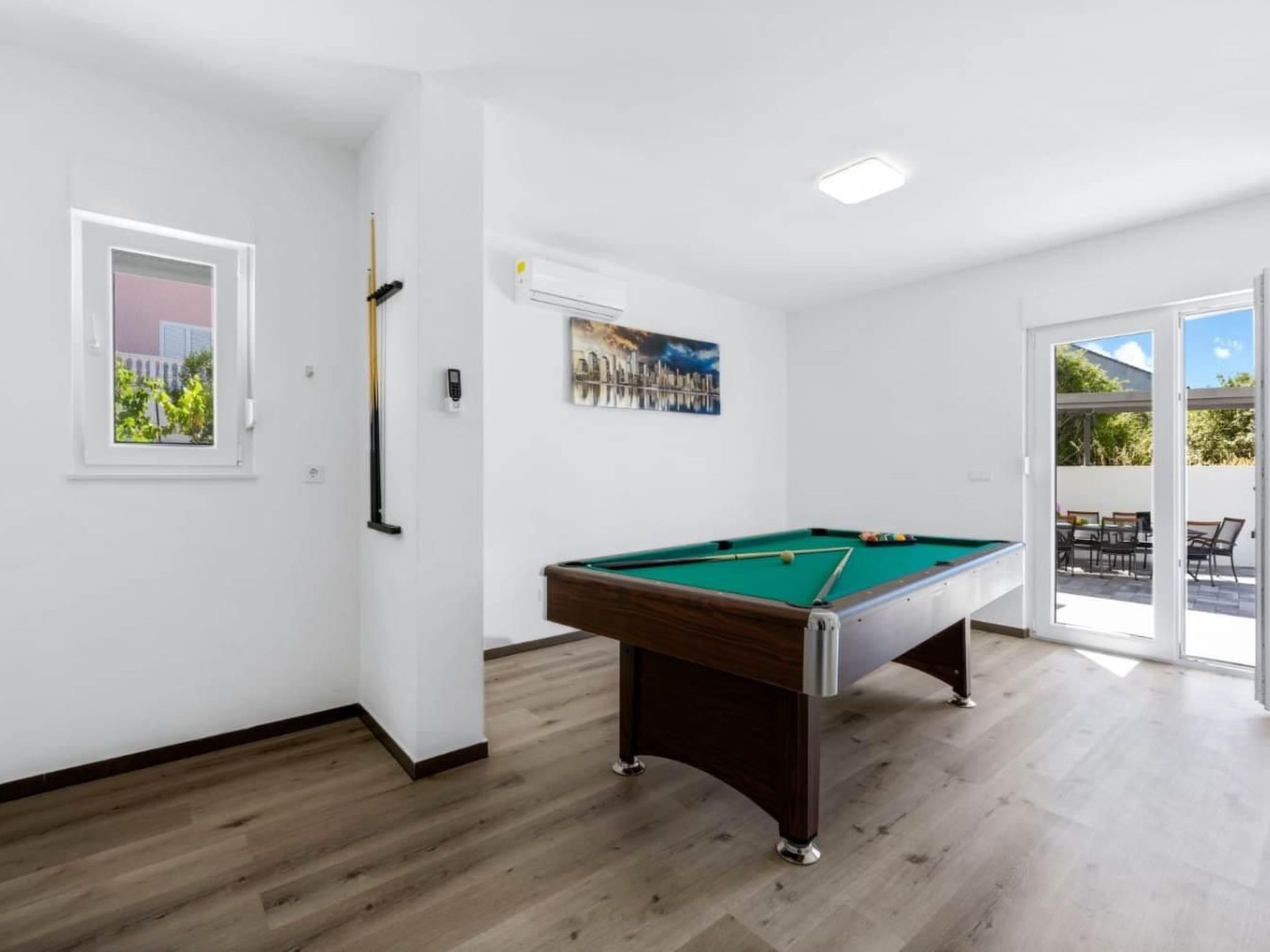 Villa Amaris für 11 Personen und 1 Kind-Drinnen