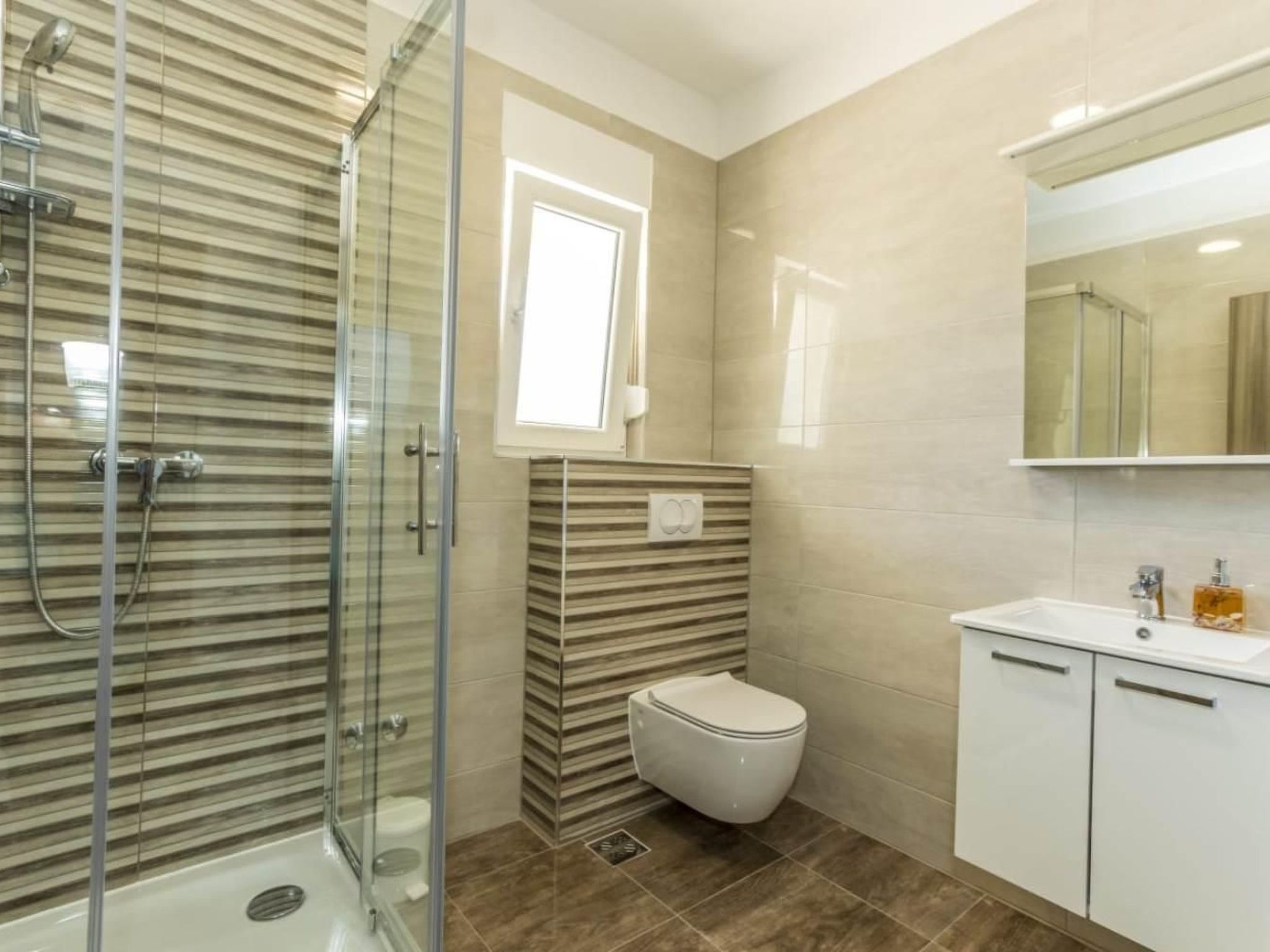 Villa Amaris für 11 Personen und 1 Kind-Drinnen