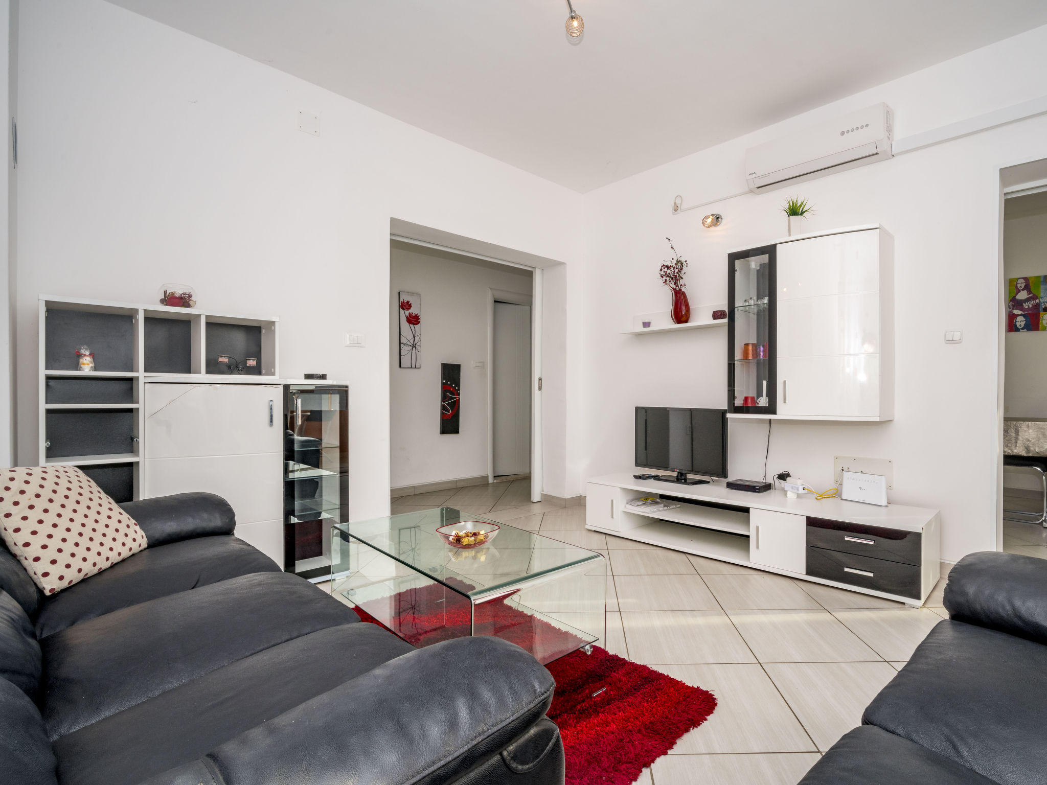 Zonovergoten appartement voor 6 personen op 60 meter van zee in Žaborić - foto 4