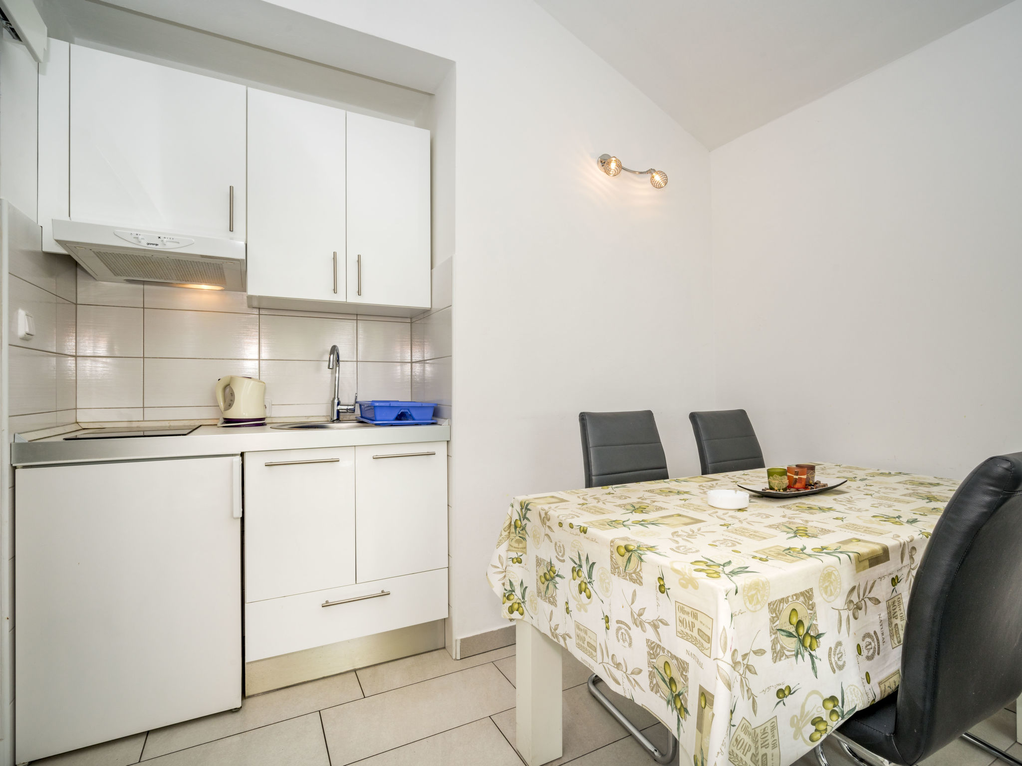 Zonovergoten appartement Andrea op 60 meter van het strand in Žaborić - foto 5