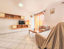 Vakantiehuis Rose aan zee in Žaborić, Midden Dalmatië - thumbnail 4