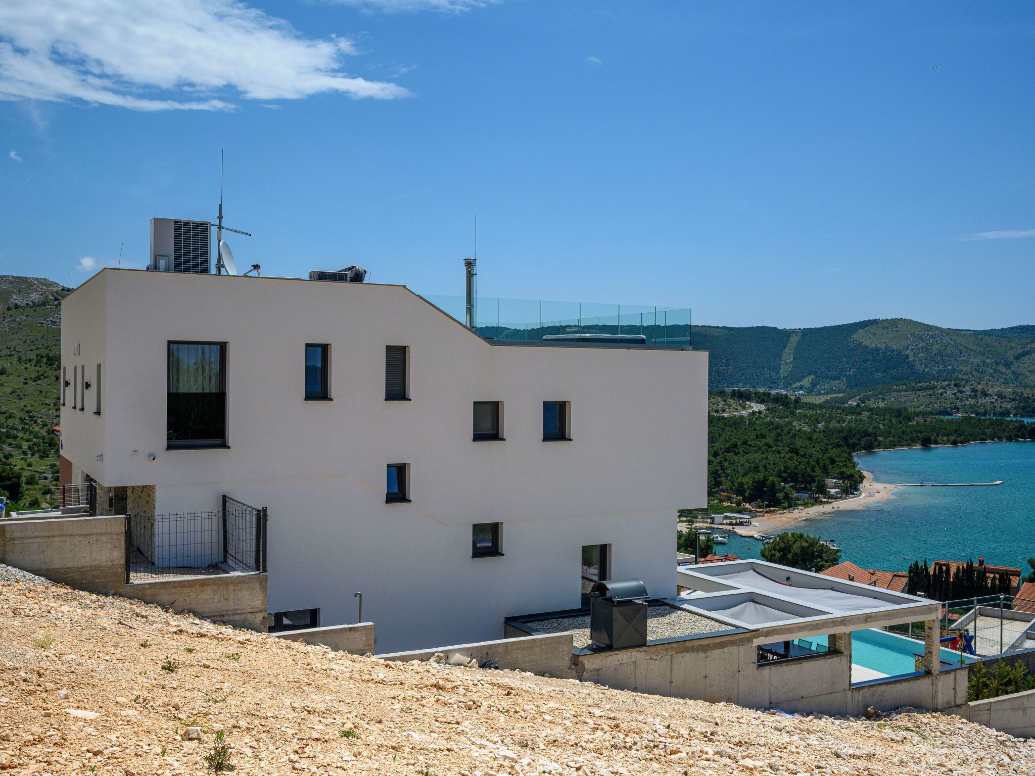 Ferienvilla "Villa Grc" mit Infinity Pool-Image-tags.info