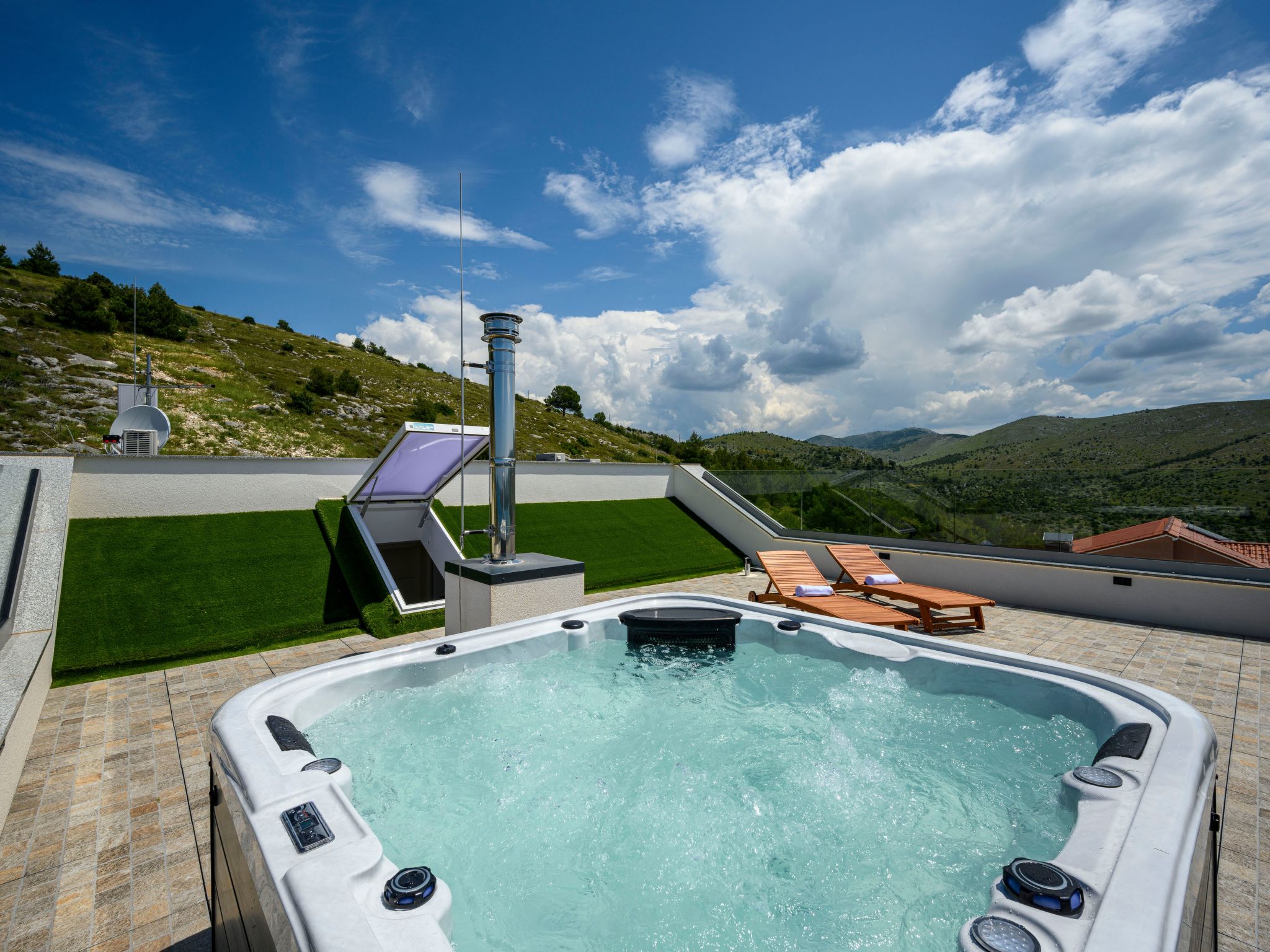 Ferienvilla "Villa Grc" mit Infinity Pool-Image-tags.info