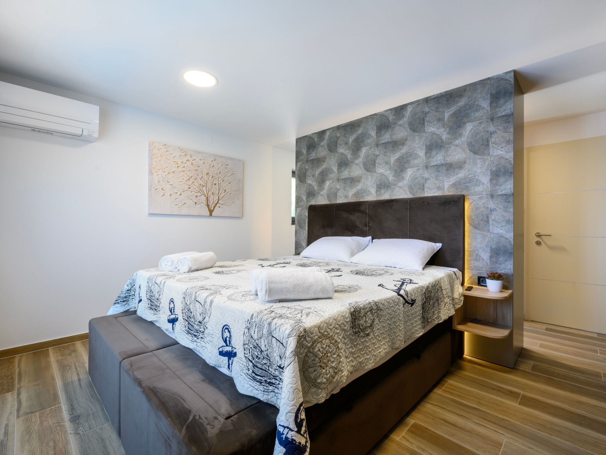 Ferienvilla "Villa Grc" mit Infinity Pool-Image-tags.info