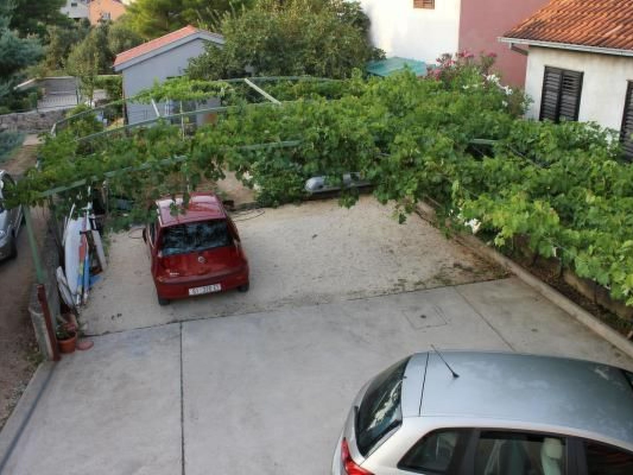 Für 3 Personen  + 1 Kind ca. 68 m&sup2; in Žaboric, Dalmatien (Gespanschaft Sib-Dedans
