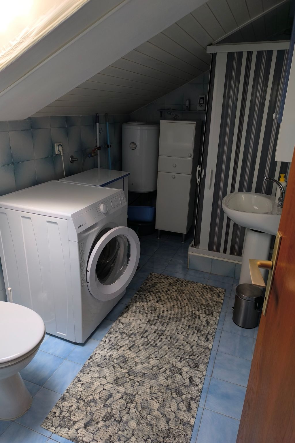 Für 3 Personen  + 1 Kind ca. 68 m&sup2; in Žaboric, Dalmatien (Gespanschaft Sib-Dedans