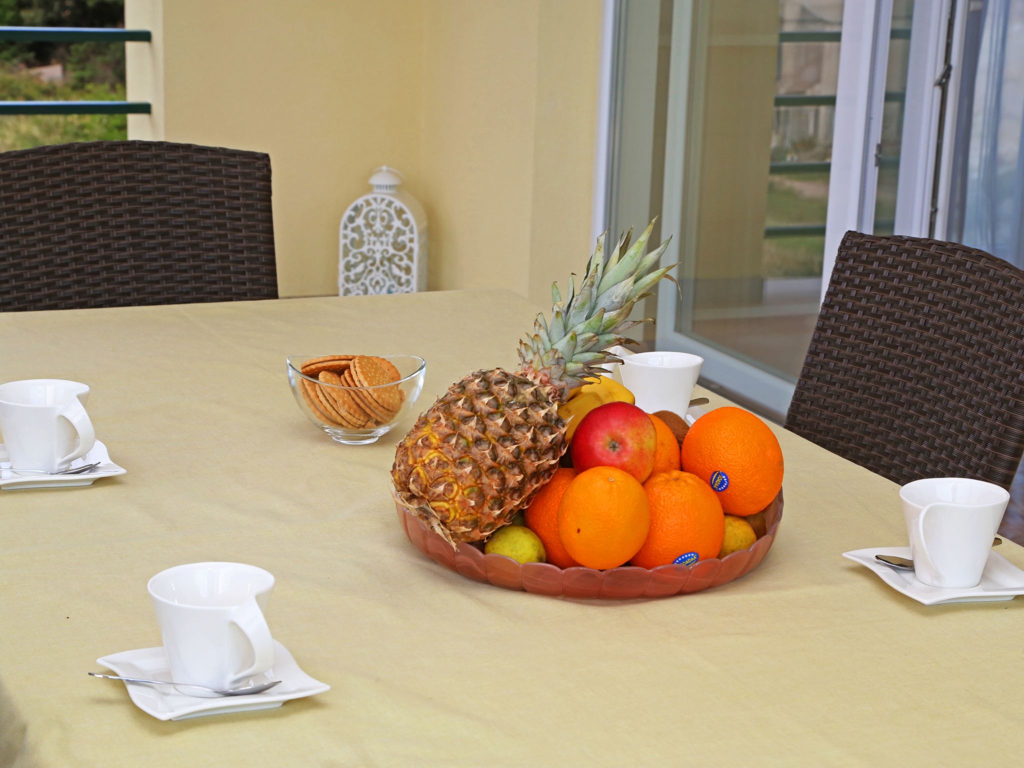 Für 4 Personen  + 2 Kinder ca. 100 m&sup2; in Grebastica, Dalmatien (Gespanscha-Drinnen