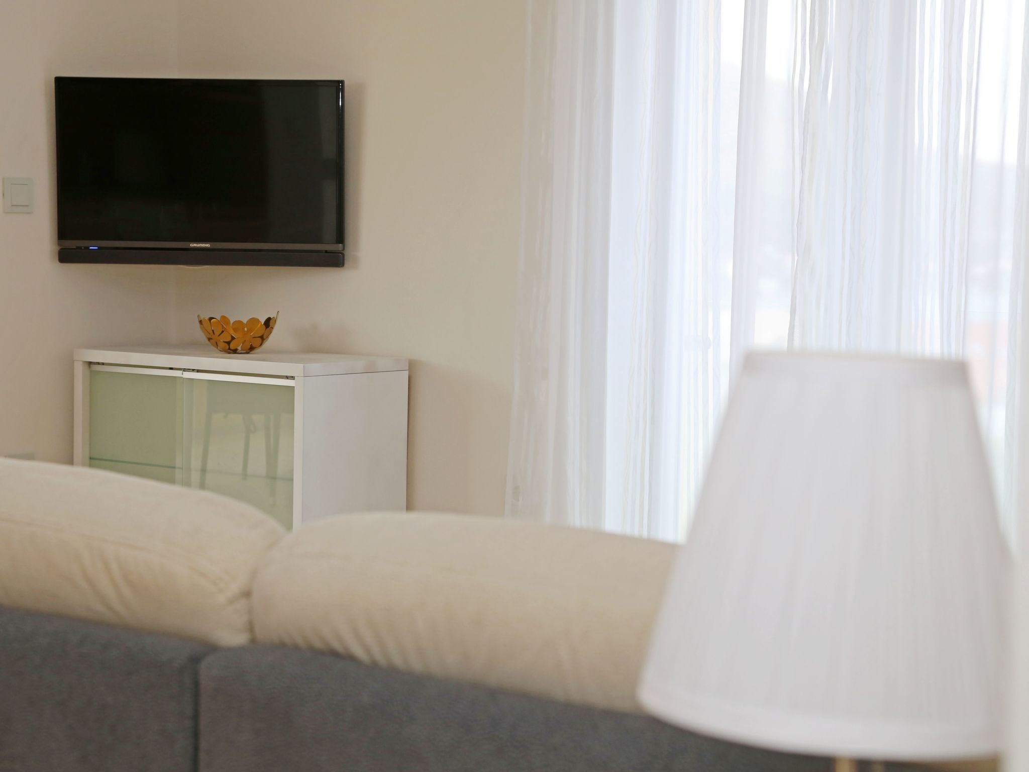 Für 4 Personen  + 2 Kinder ca. 100 m&sup2; in Grebastica, Dalmatien (Gespanscha-Drinnen