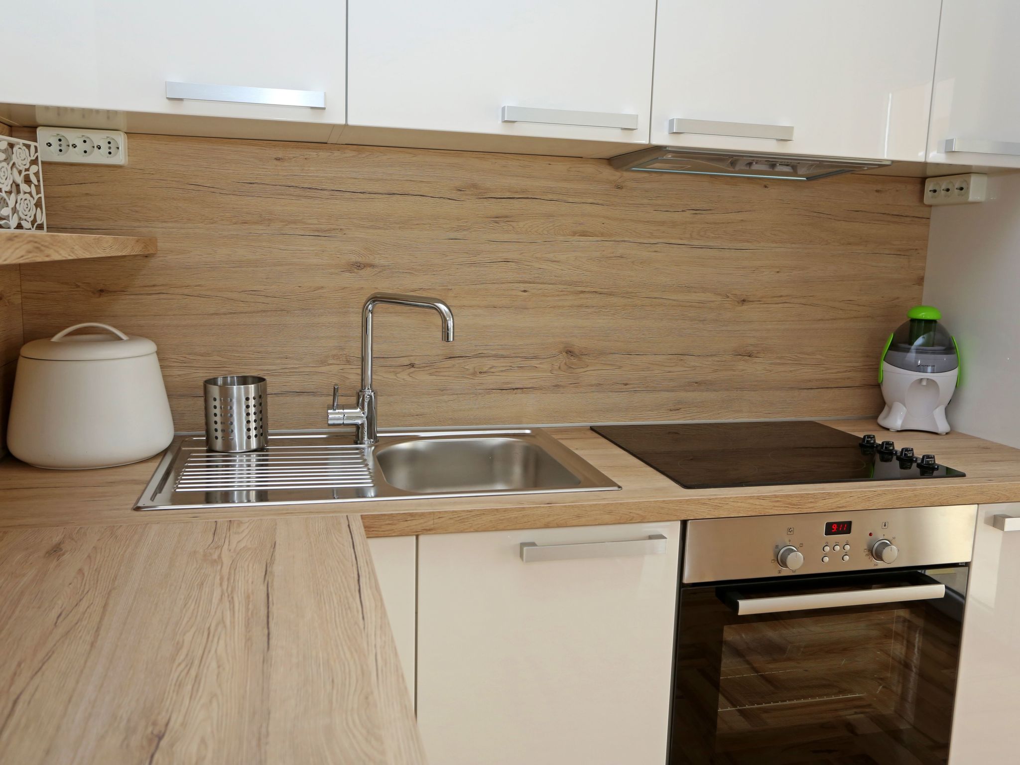 Für 4 Personen  + 2 Kinder ca. 100 m&sup2; in Grebastica, Dalmatien (Gespanscha-Image-tags.info