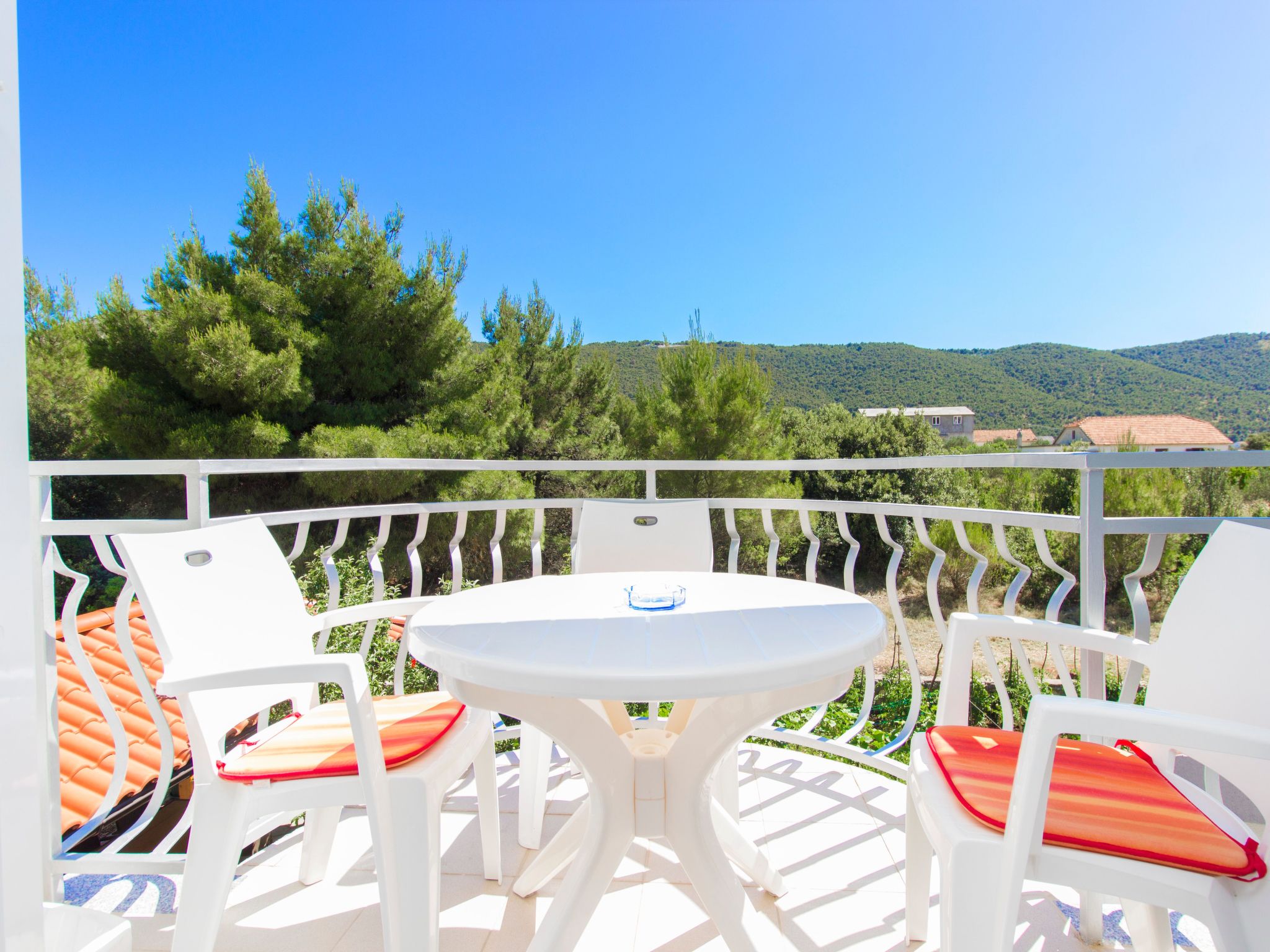 Mit Blick auf das Wasser-Image-tags.info