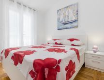 Comfortabel appartement in Grebaštica, 200 meter van zee en strand - thumbnail 6