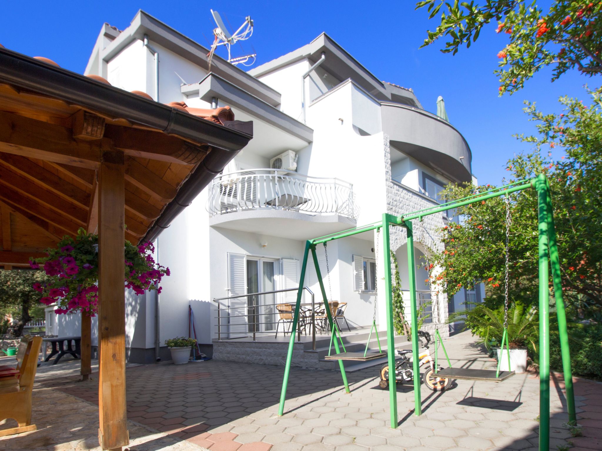Comfortabel appartement in Grebaštica, 200 meter van zee en strand - foto 34