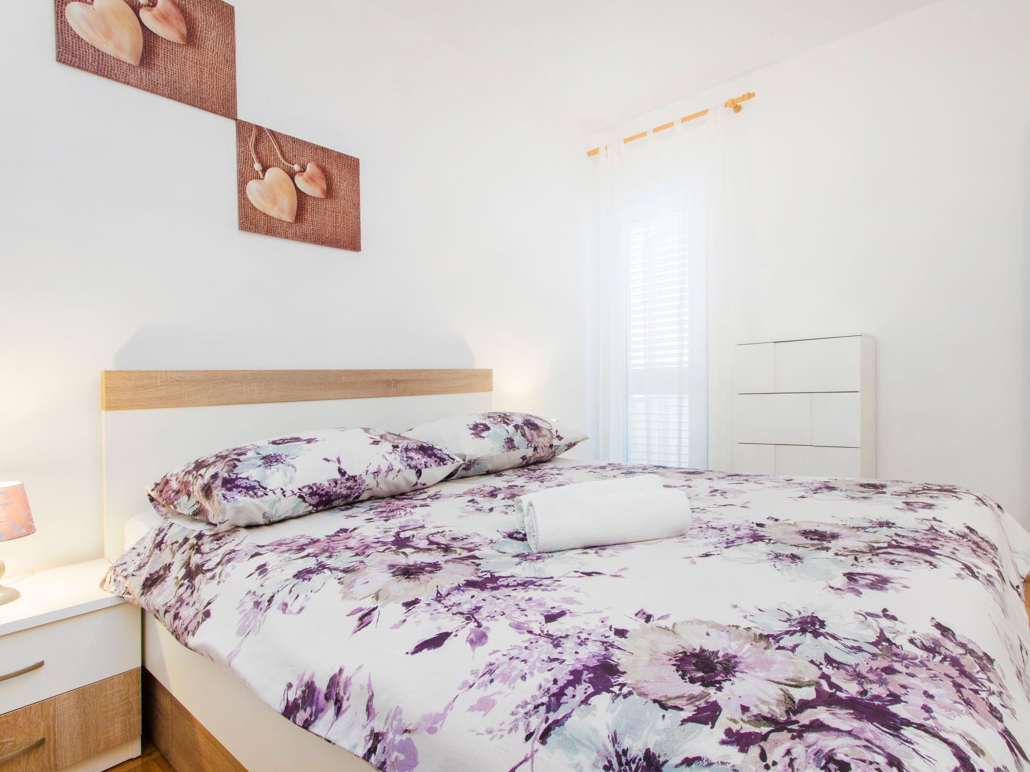 Wohnung mit Blick auf das Wasser-Image-tags.info