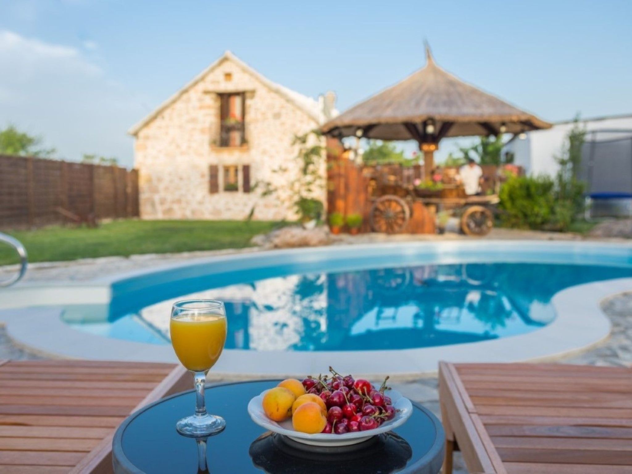 Charmante Ferienvilla Krka-Drinnen