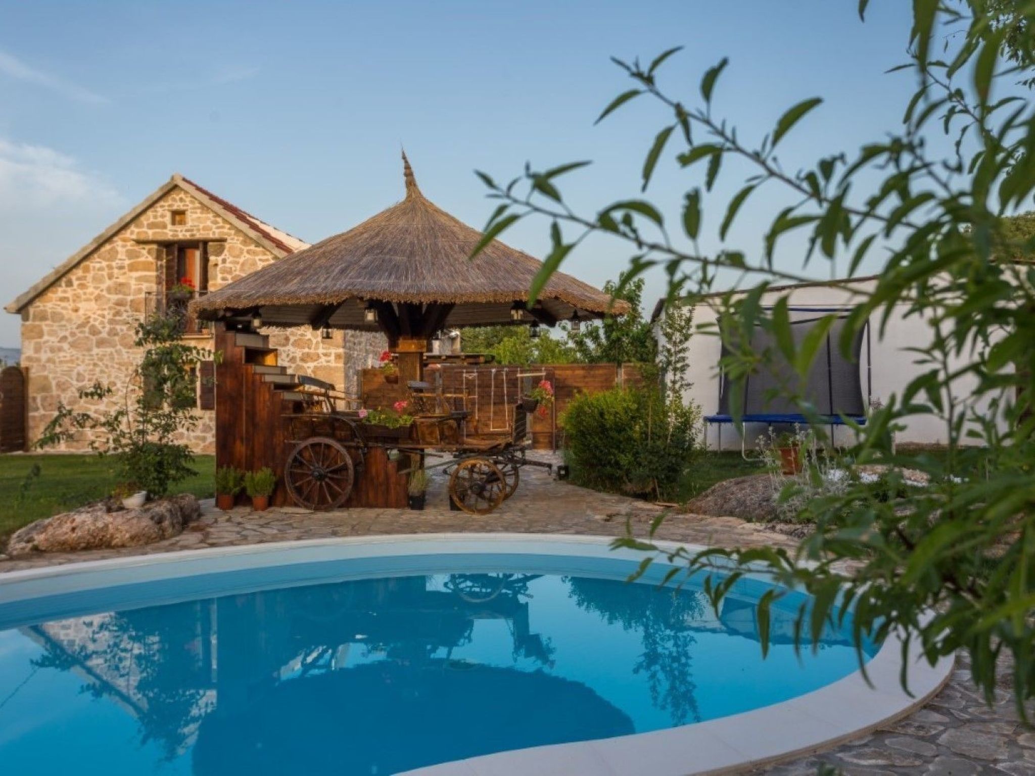 Charmante Ferienvilla Krka-Drinnen