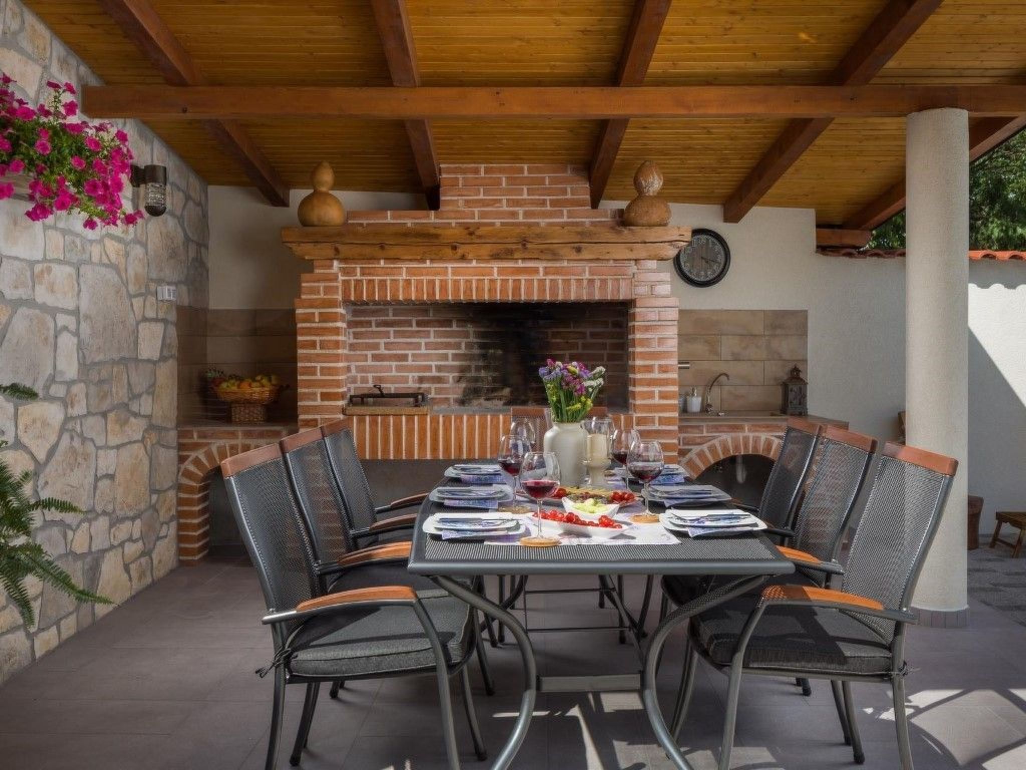 Villa Garten-Drinnen