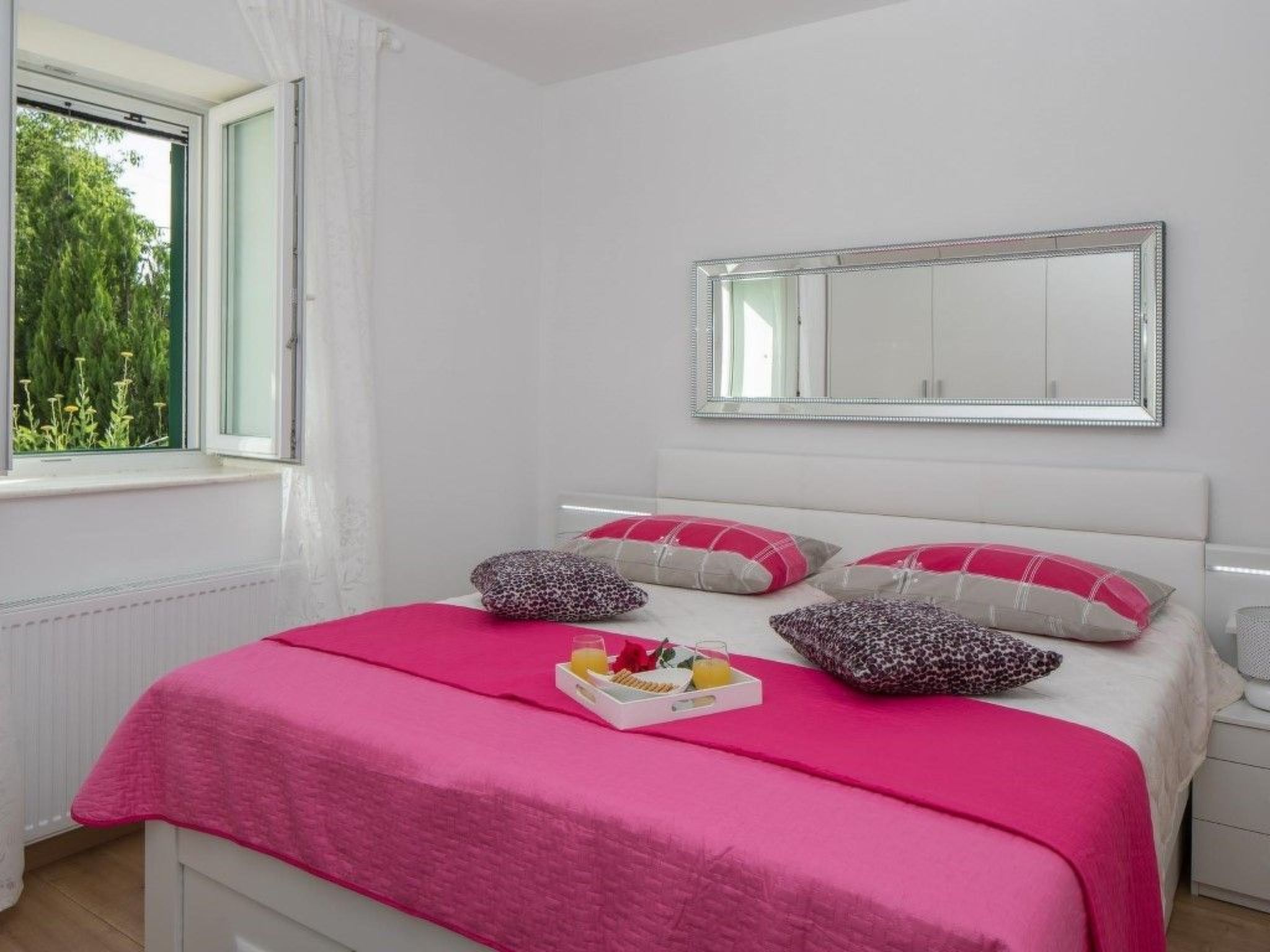 Villa Garten-Drinnen