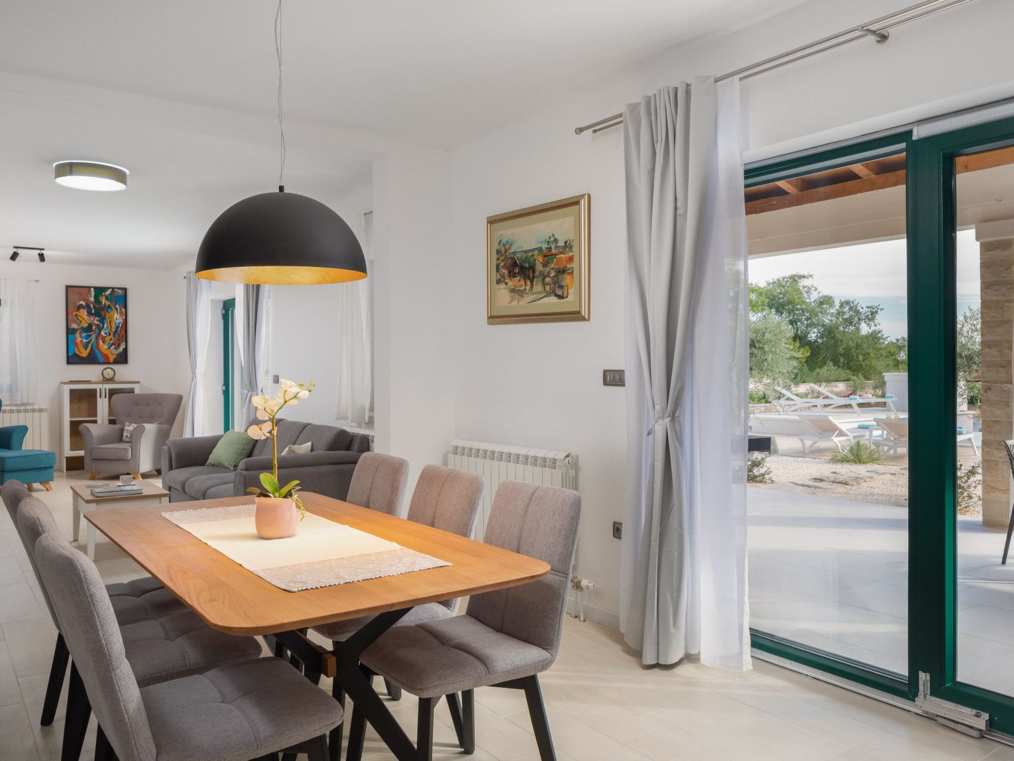 Haus für 11 Personen und 1 Kind in Razvode-Inside