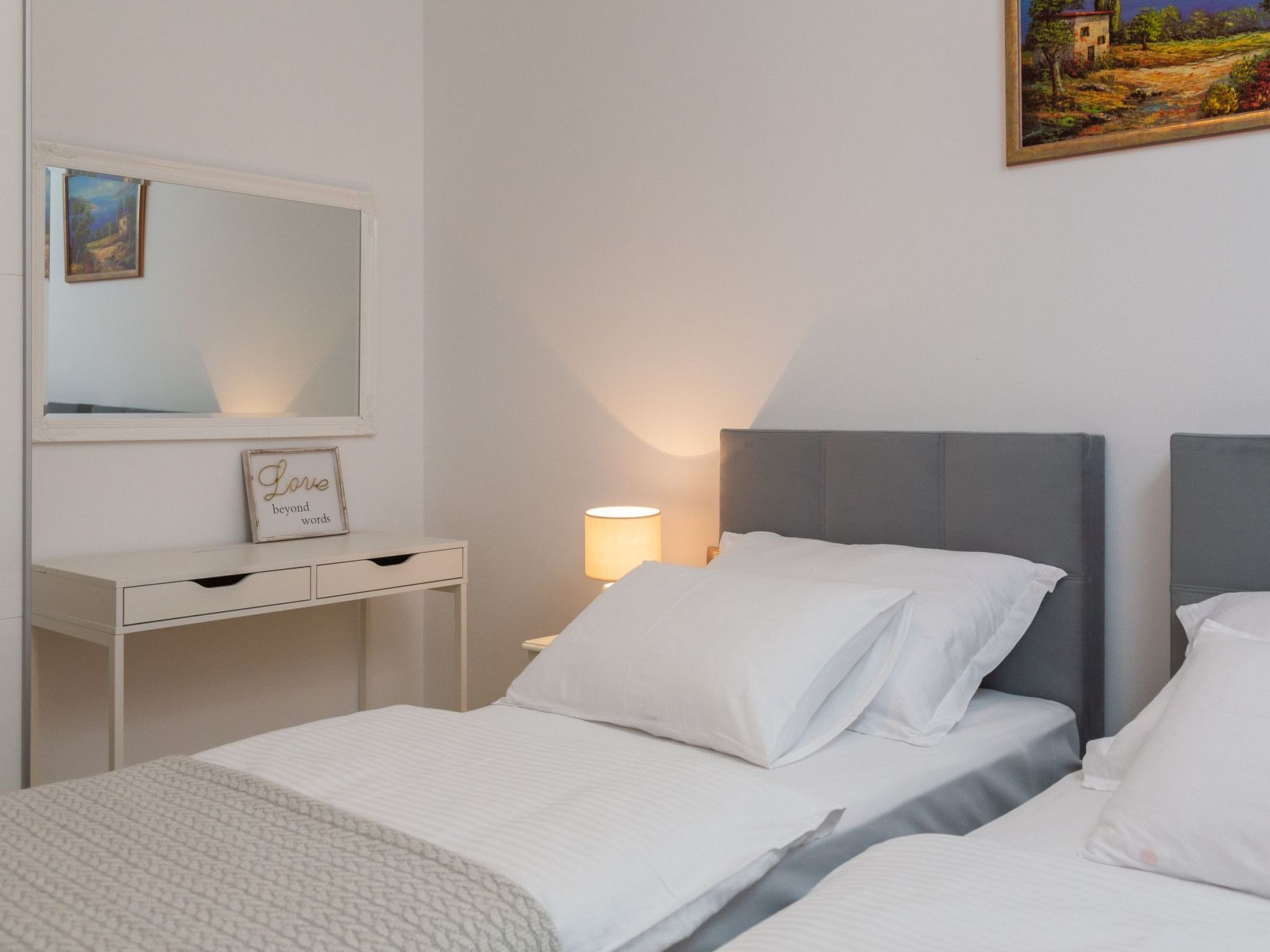 Haus für 11 Personen und 1 Kind in Razvode-Inside