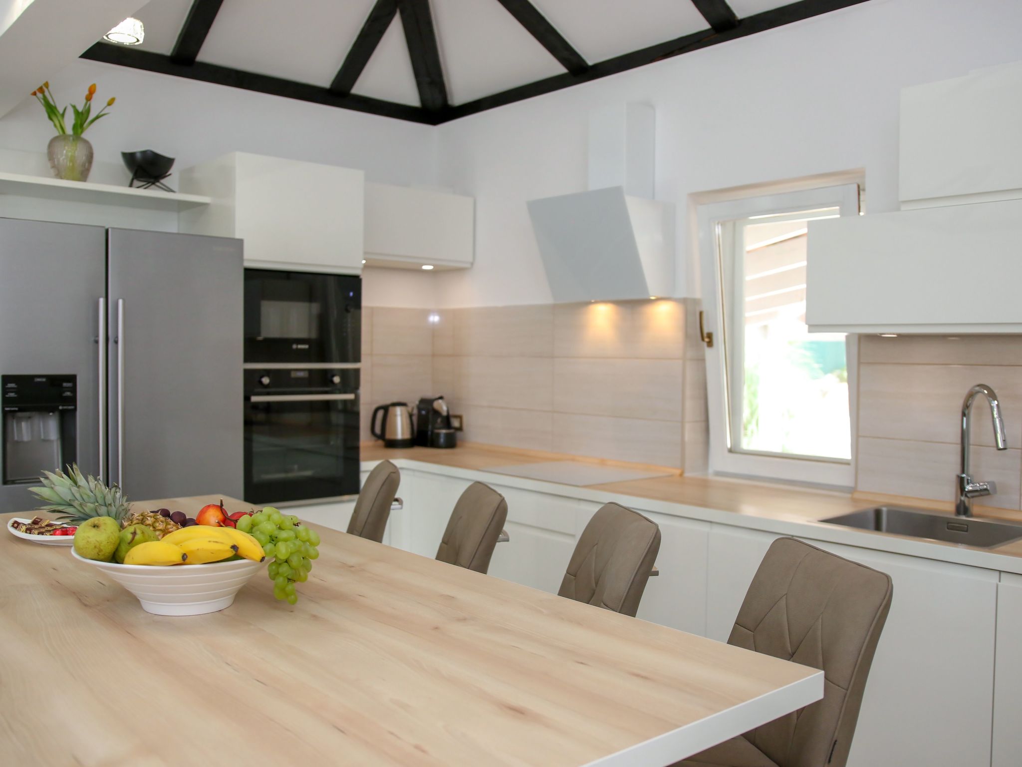 Gemütliche Villa Gabriel mit Schwimmbad-Drinnen