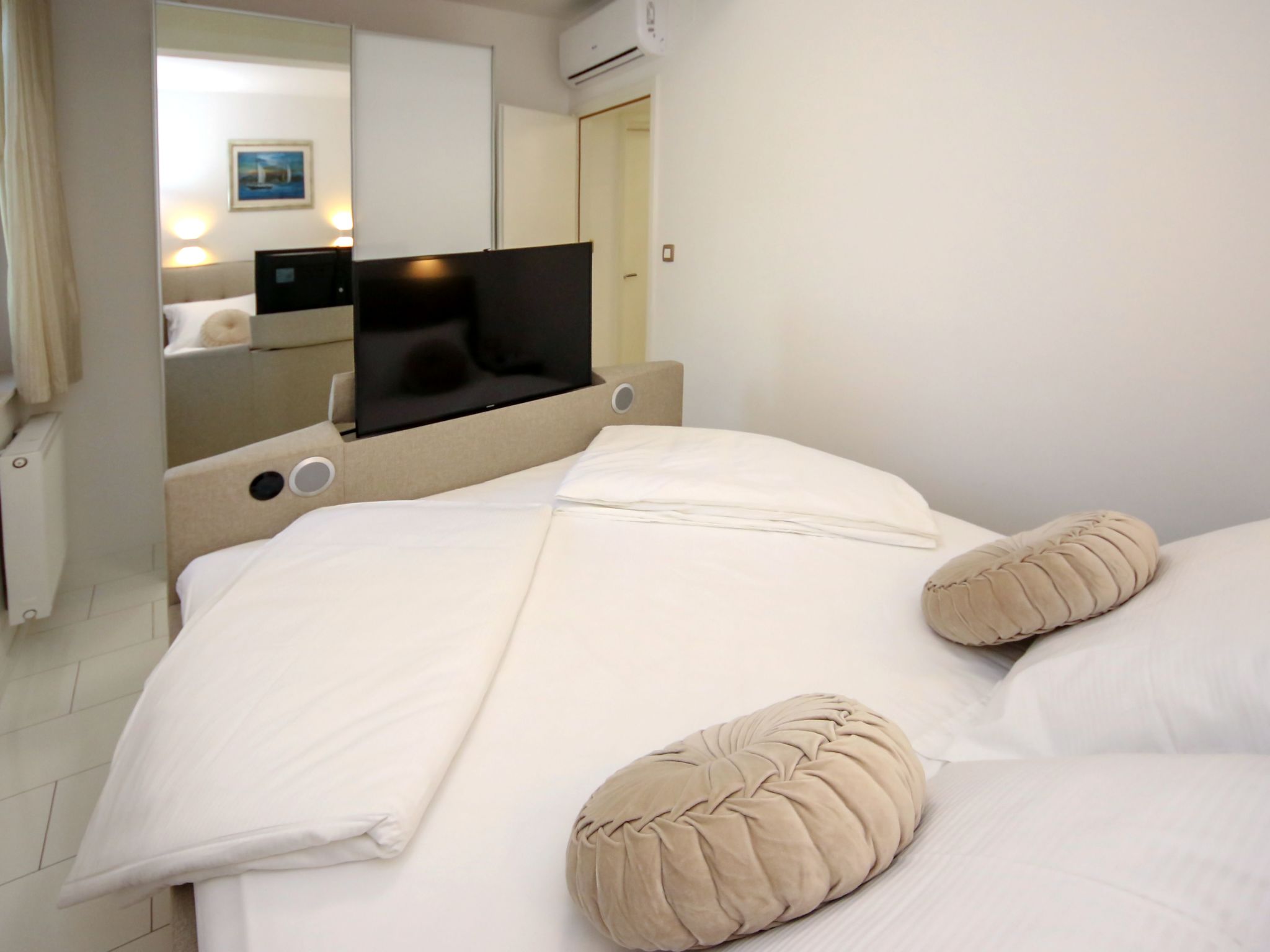 Gemütliche Villa Gabriel mit Schwimmbad-Drinnen