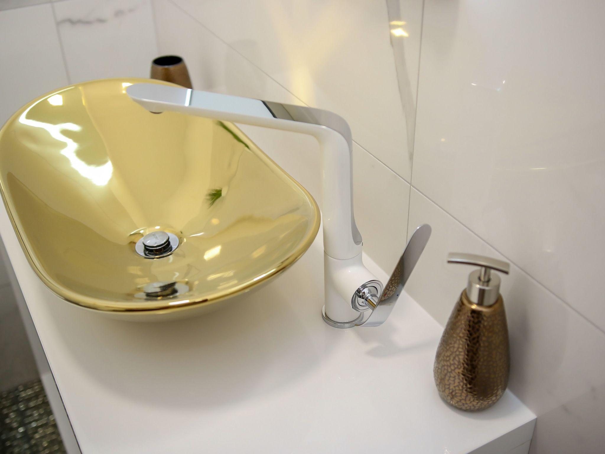 Gemütliche Villa Gabriel mit Schwimmbad-Drinnen