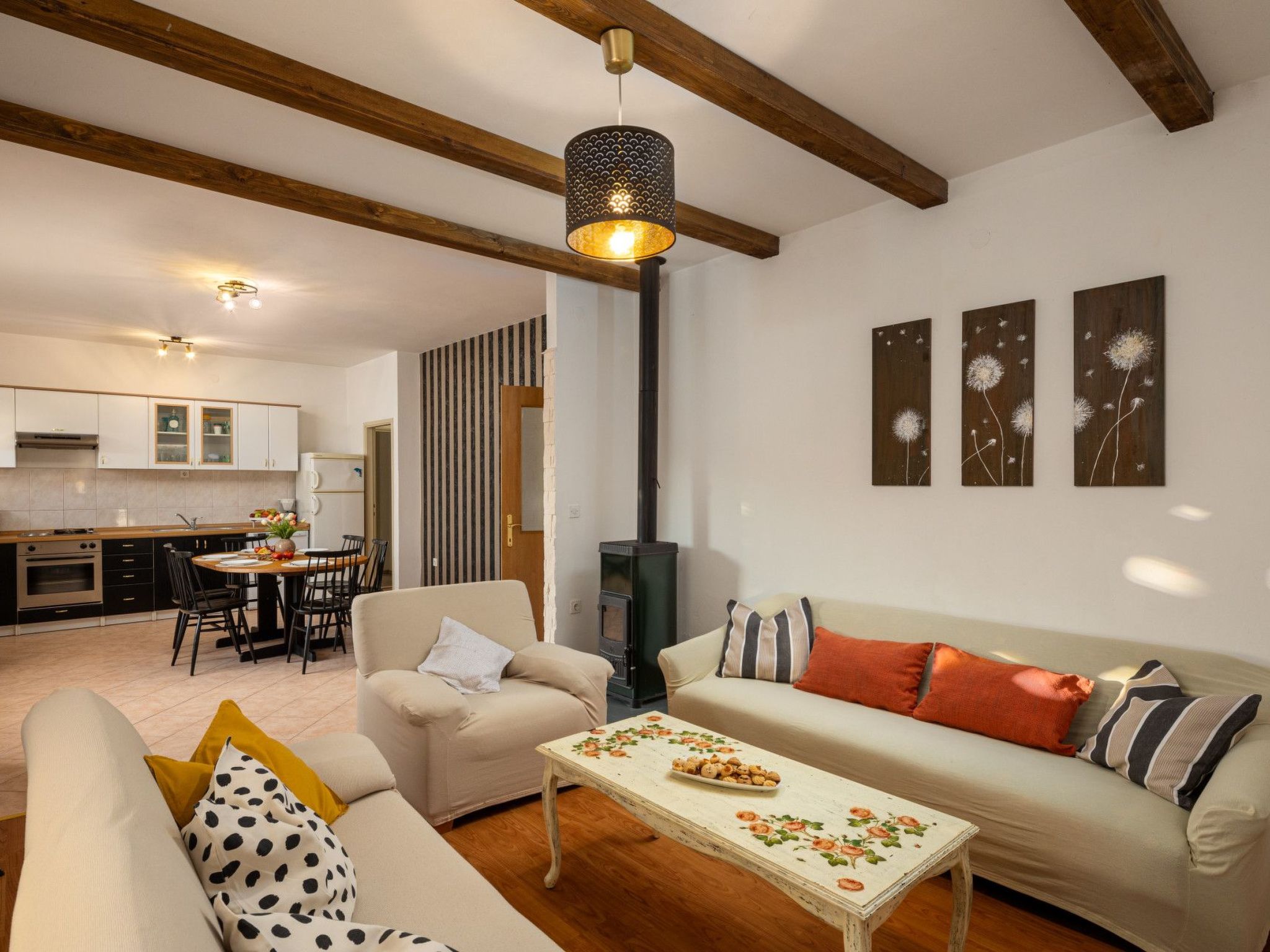 Unknown Accommodation-Drinnen