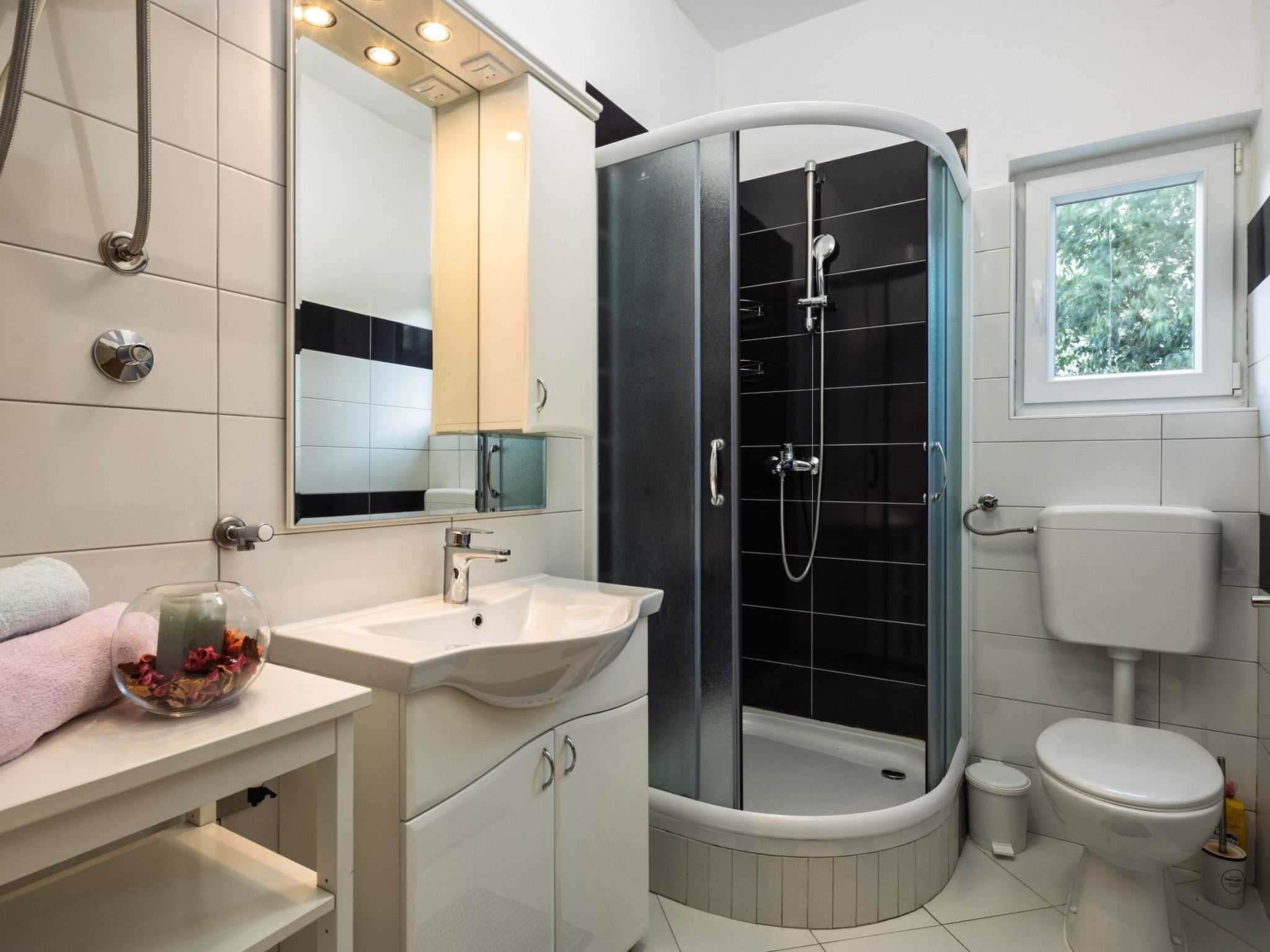 Unknown Accommodation-Drinnen