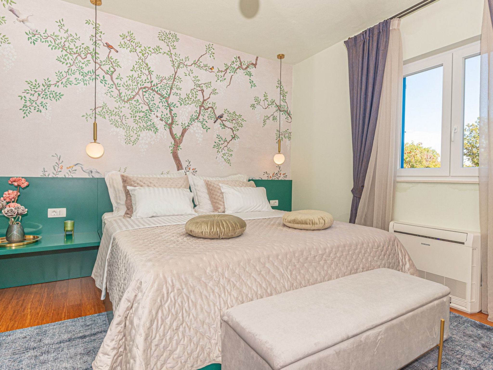 Villa Romansa mit Sauna und Whirlpool in Siritovci-Drinnen