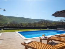 Villa Big Garden: Ruim vrijstaand vakantiehuis met privézwembad voor 7 personen - thumbnail 5
