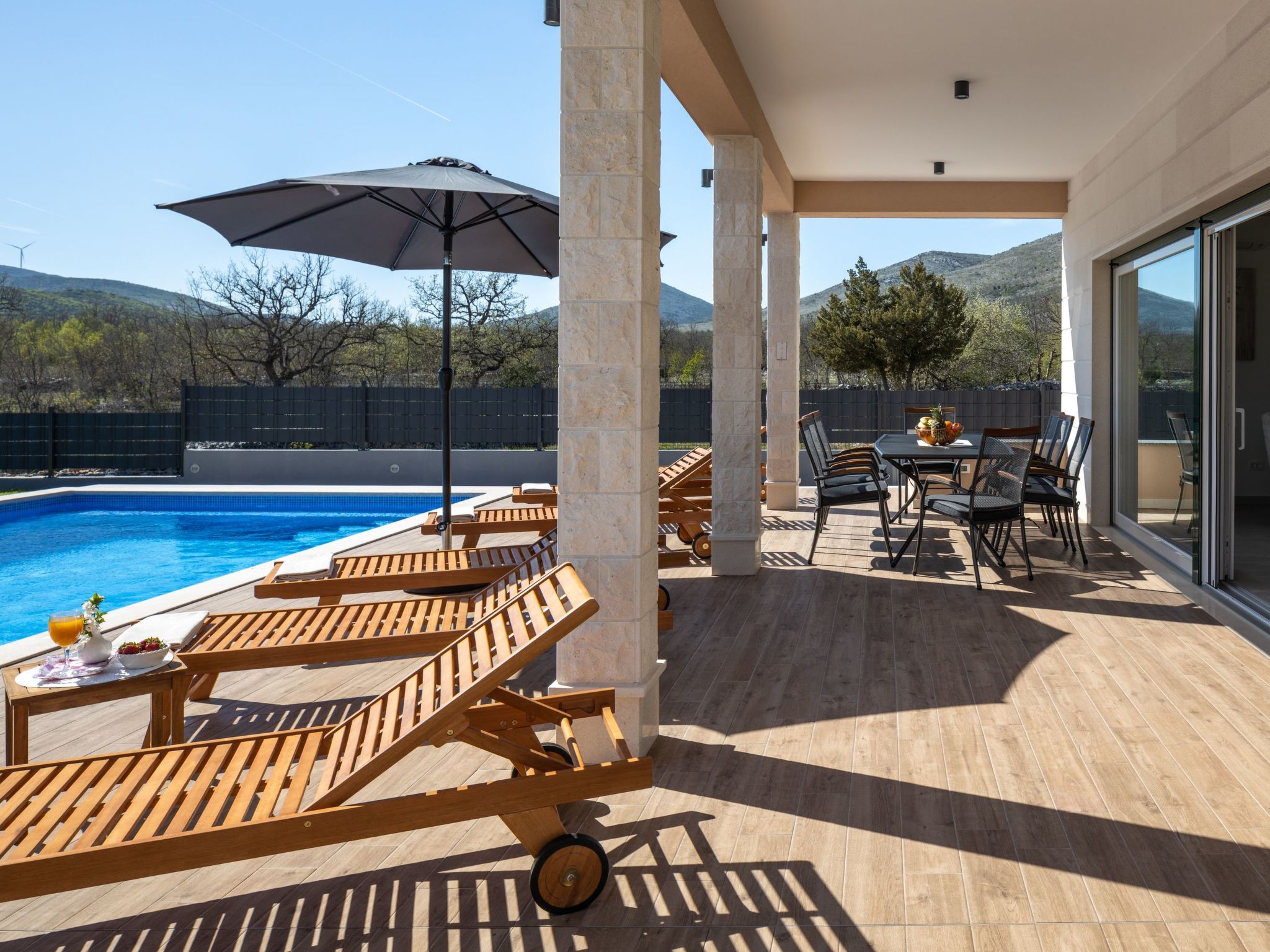 Villa Big Garden für 7 Personen und 1 Kind-Drinnen