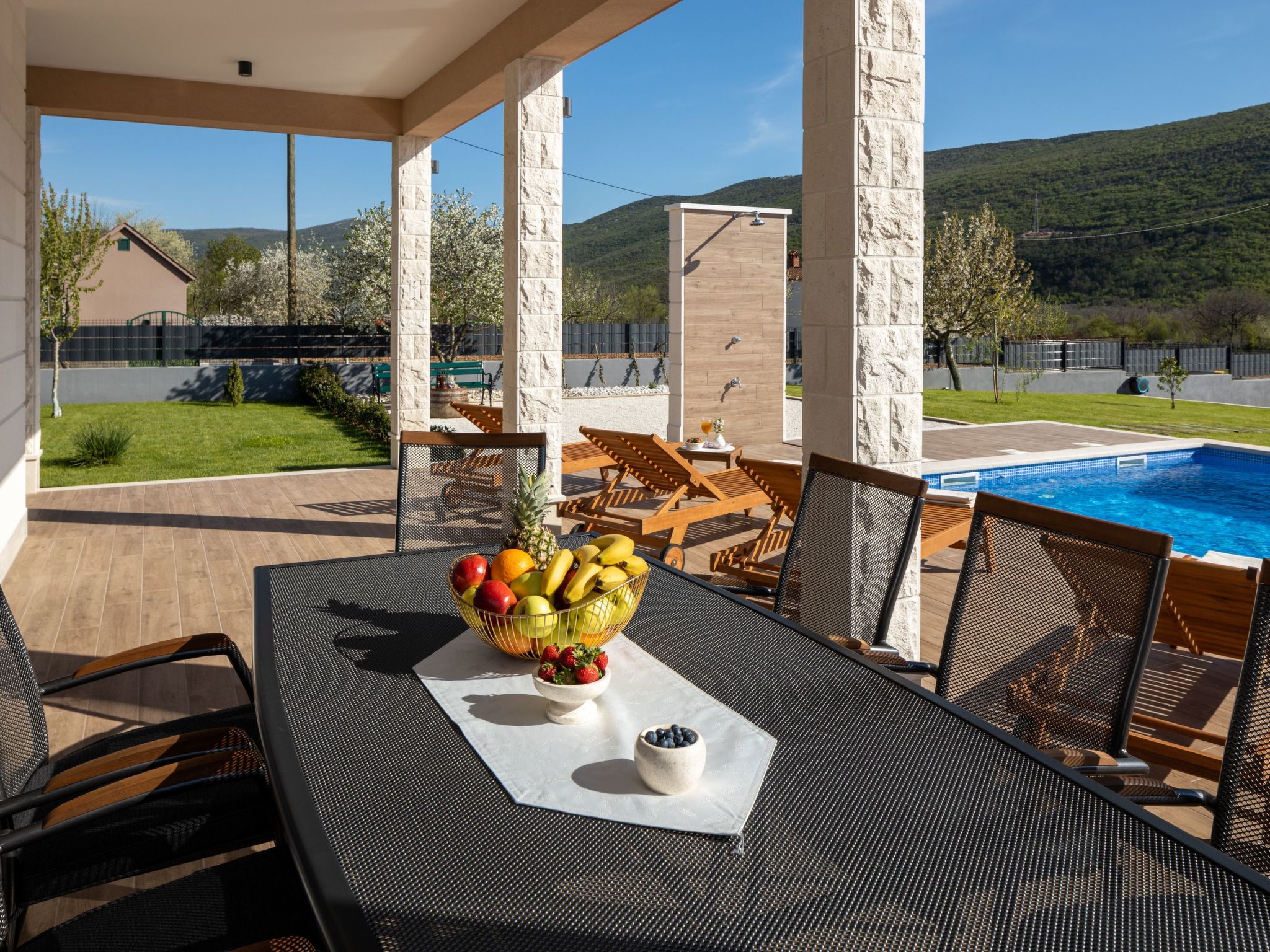 Villa Big Garden für 7 Personen und 1 Kind-Drinnen