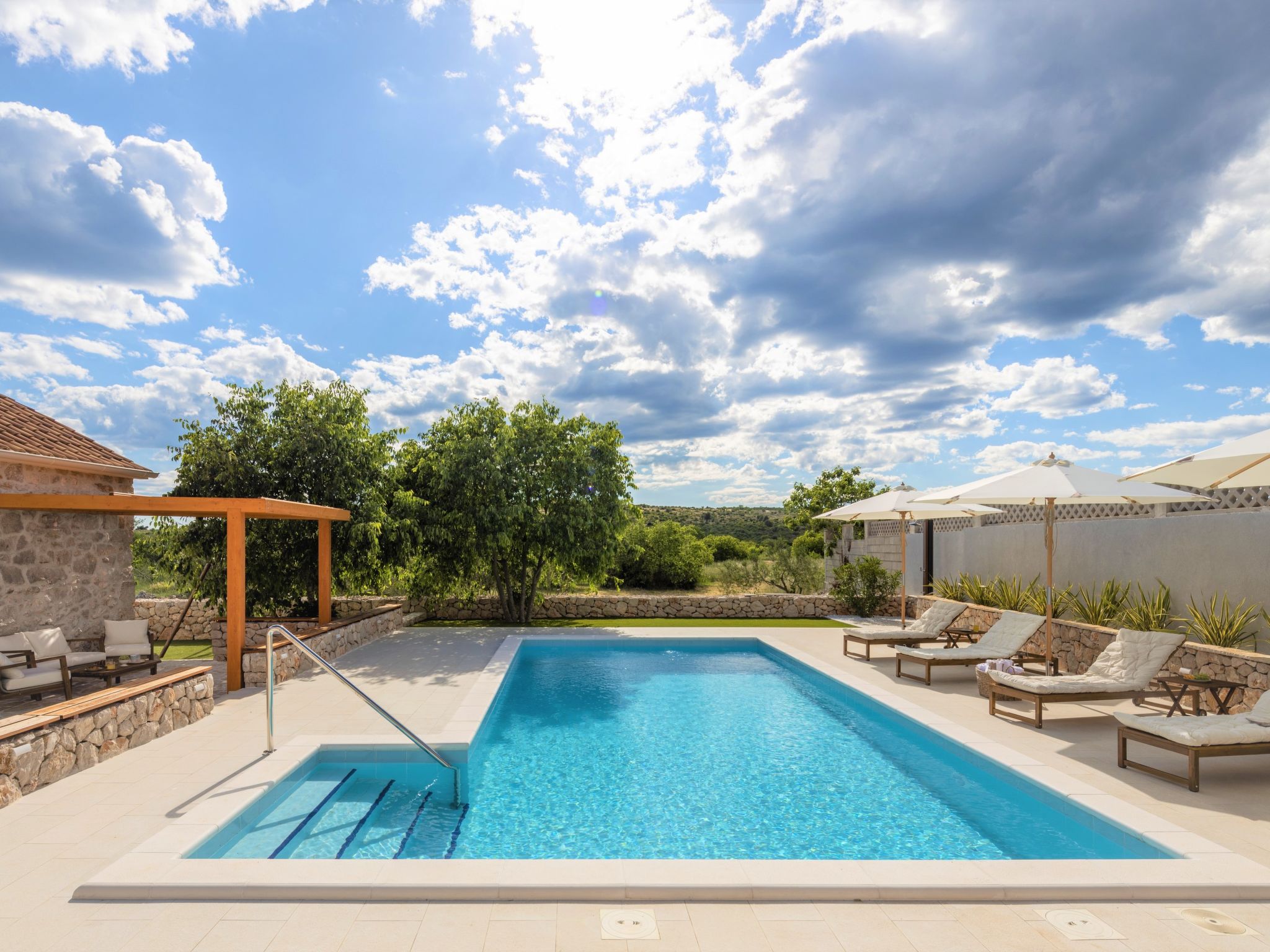Villa di Perla: Moderne vrijstaande villa met privézwembad nabij Primošten - foto 35