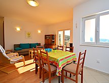 Vrijstaande woning Mira nabij het strand van Primošten - thumbnail 6